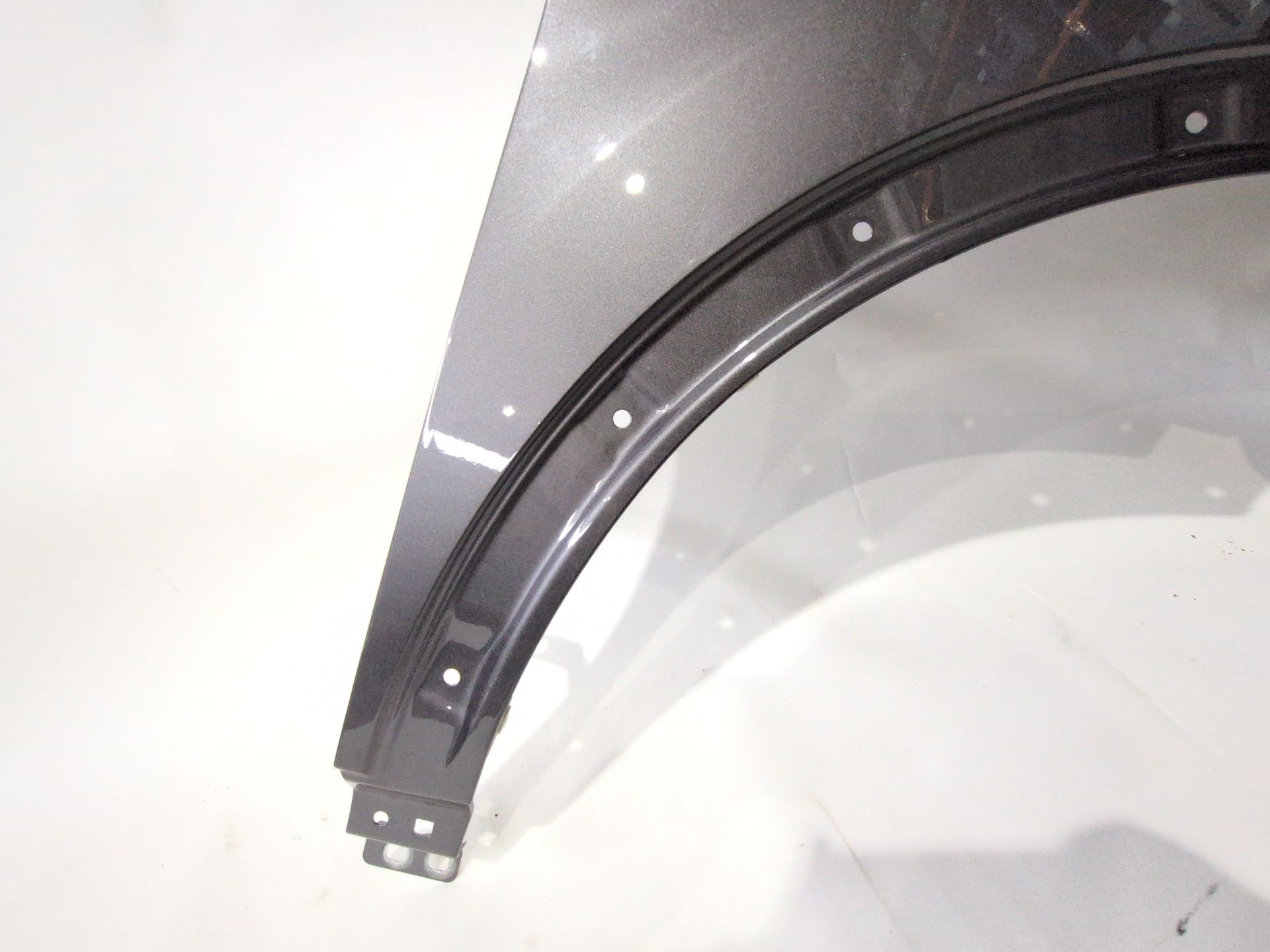 aleta_delantera_derecha_631009055r_color_carroceria_tekng_renault_symbioz_1_6_e_tech_145_105kw_143cv_1598cc