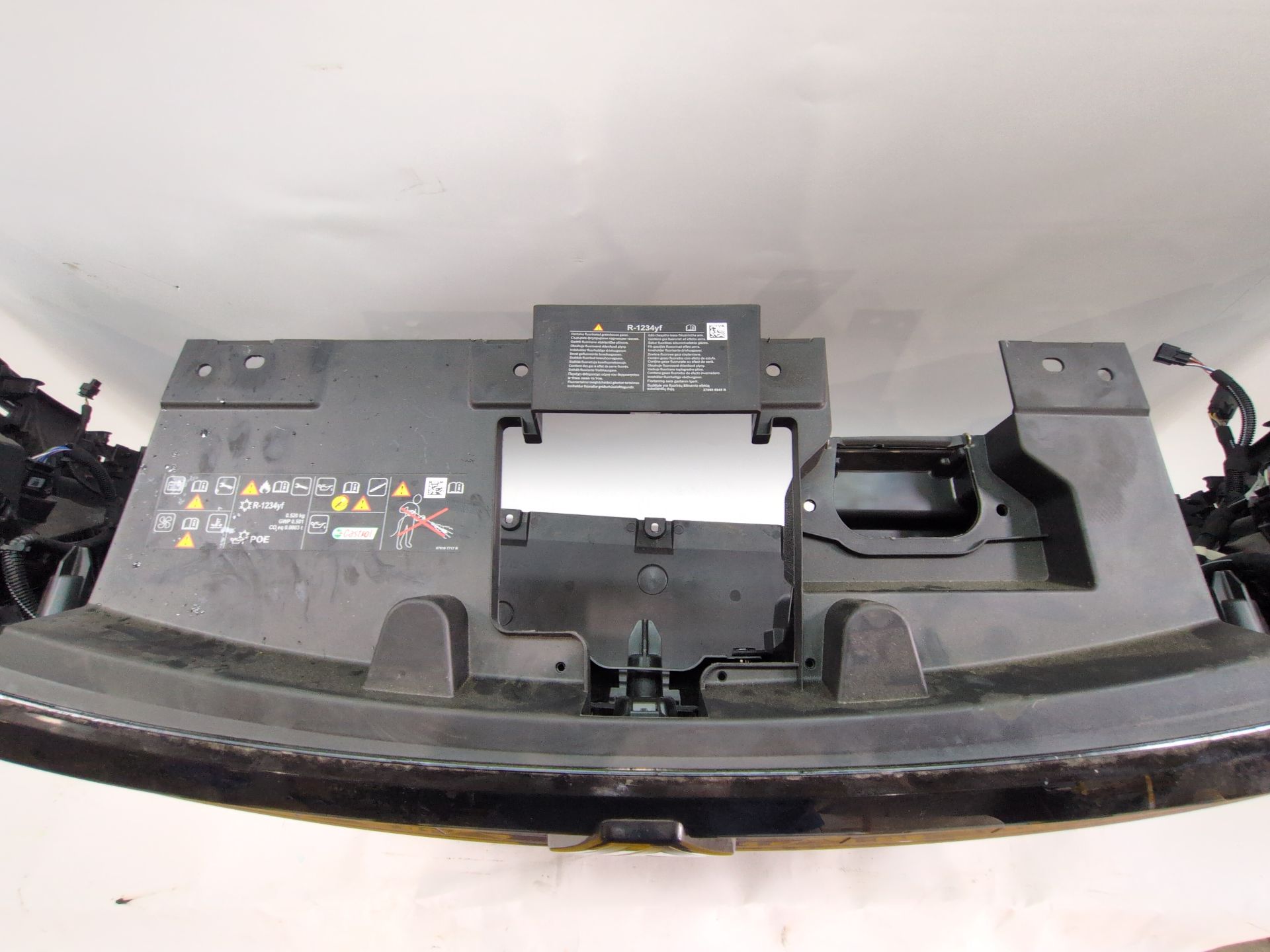 paragolpes_delantero_62010p745r_color_carroceria_tekng_grey_620264889r_renault_symbioz_1_6_e_tech_145_105kw_143cv_1598cc