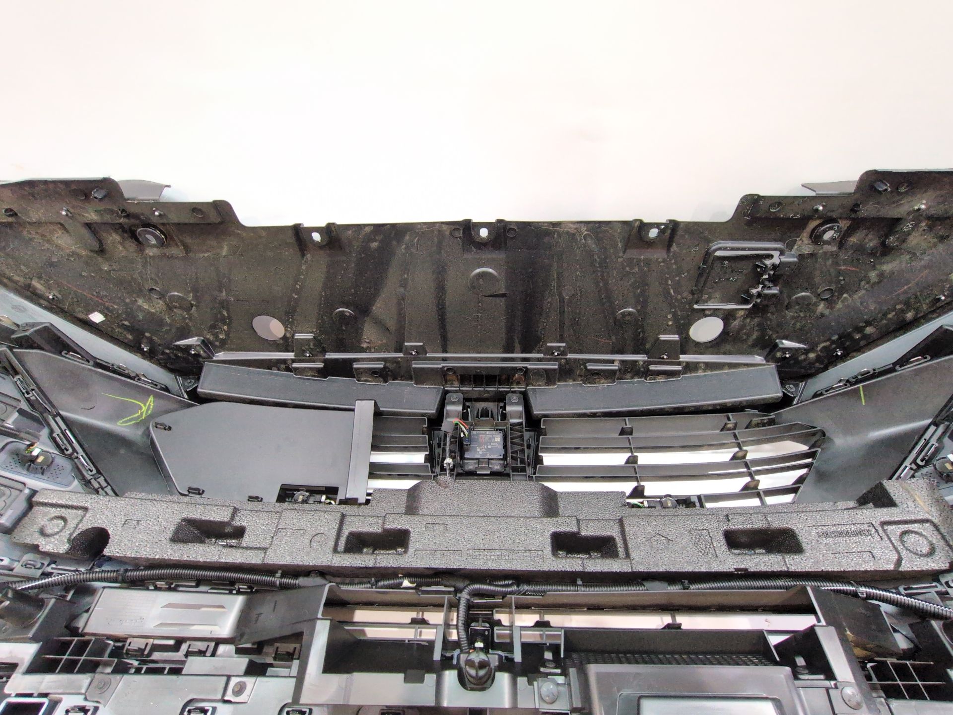 paragolpes_delantero_62010p745r_color_carroceria_tekng_grey_620264889r_renault_symbioz_1_6_e_tech_145_105kw_143cv_1598cc