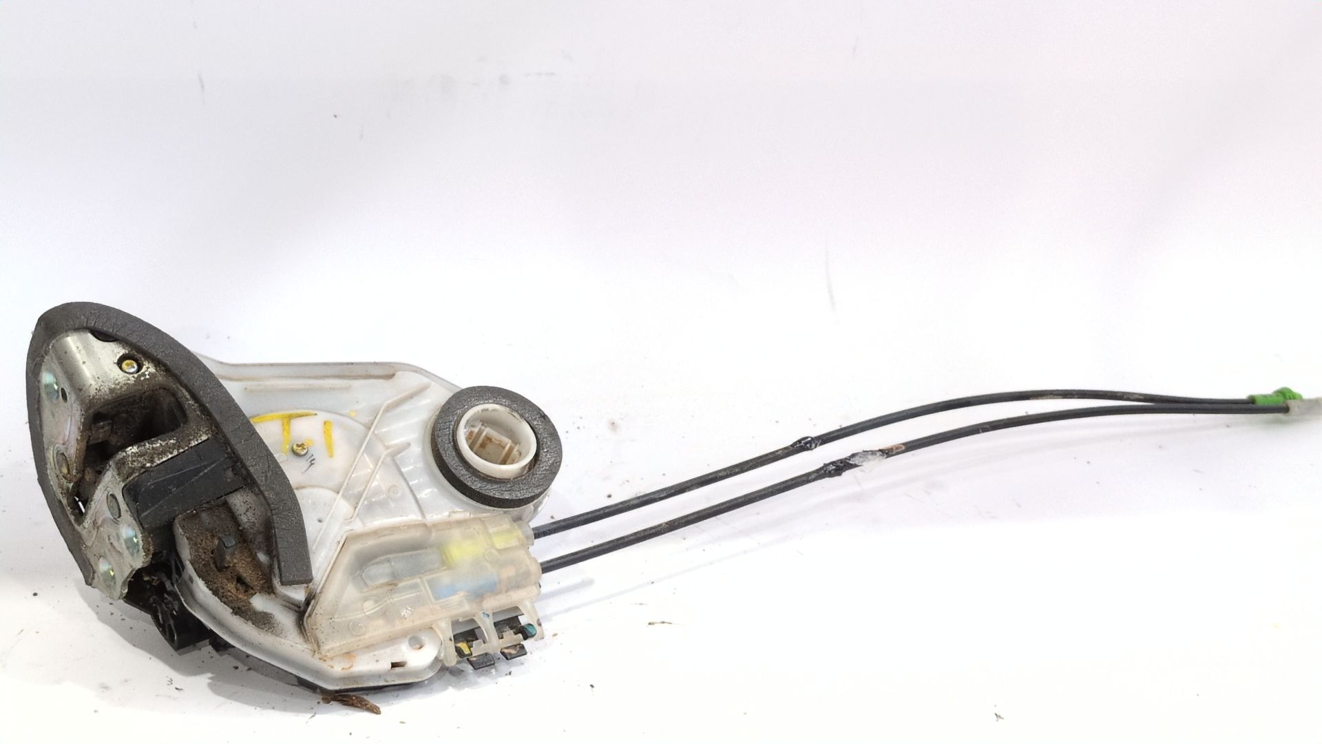 cerradura_puerta_trasera_izquierda_6906002390_toyota_aygo_b4_1_0_kgb40