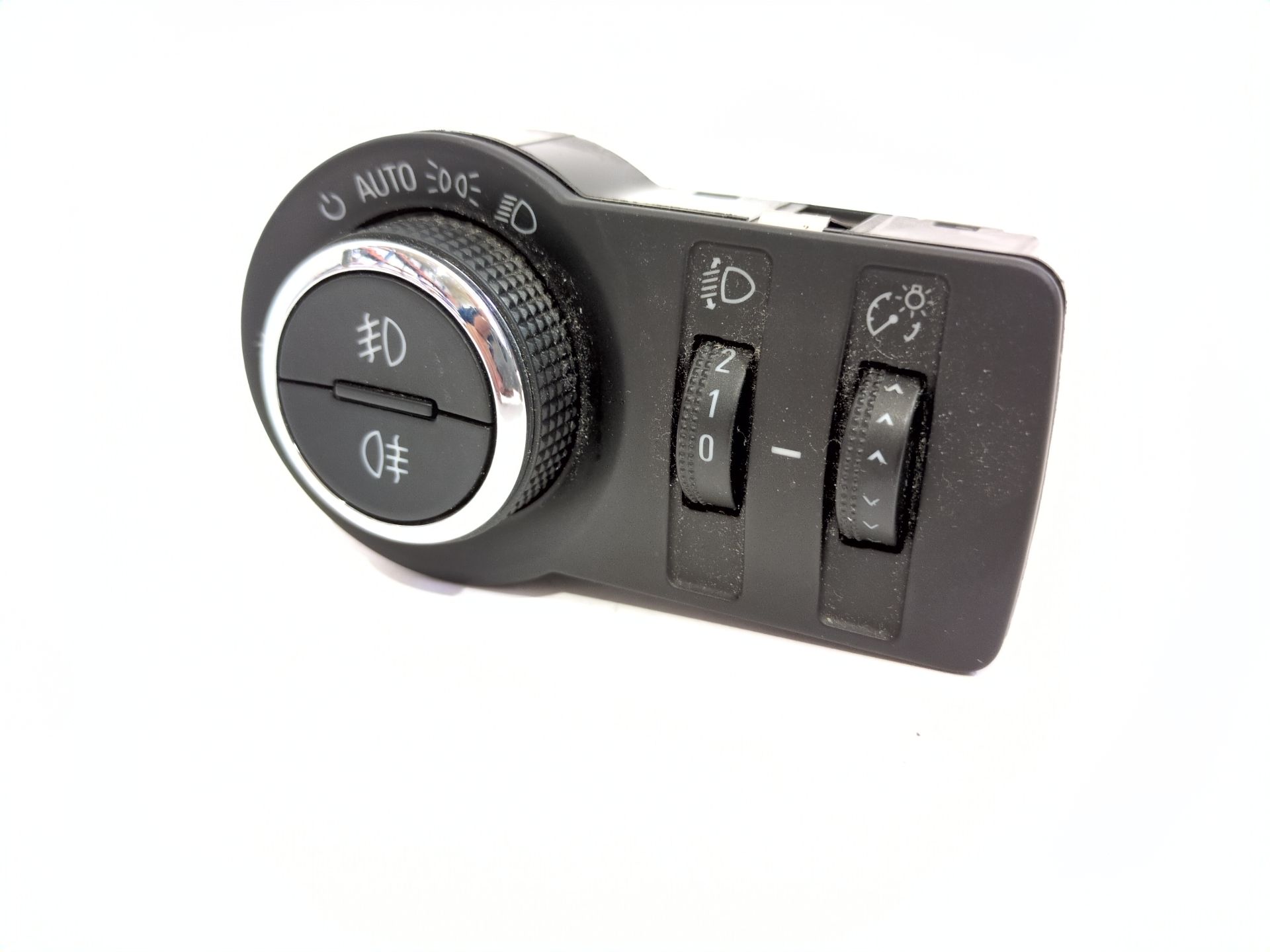 conmutador_de_luces_13268702_251507_0161_53_et_opel_insignia_a_sports_tourer_g09_2_0_cdti_35