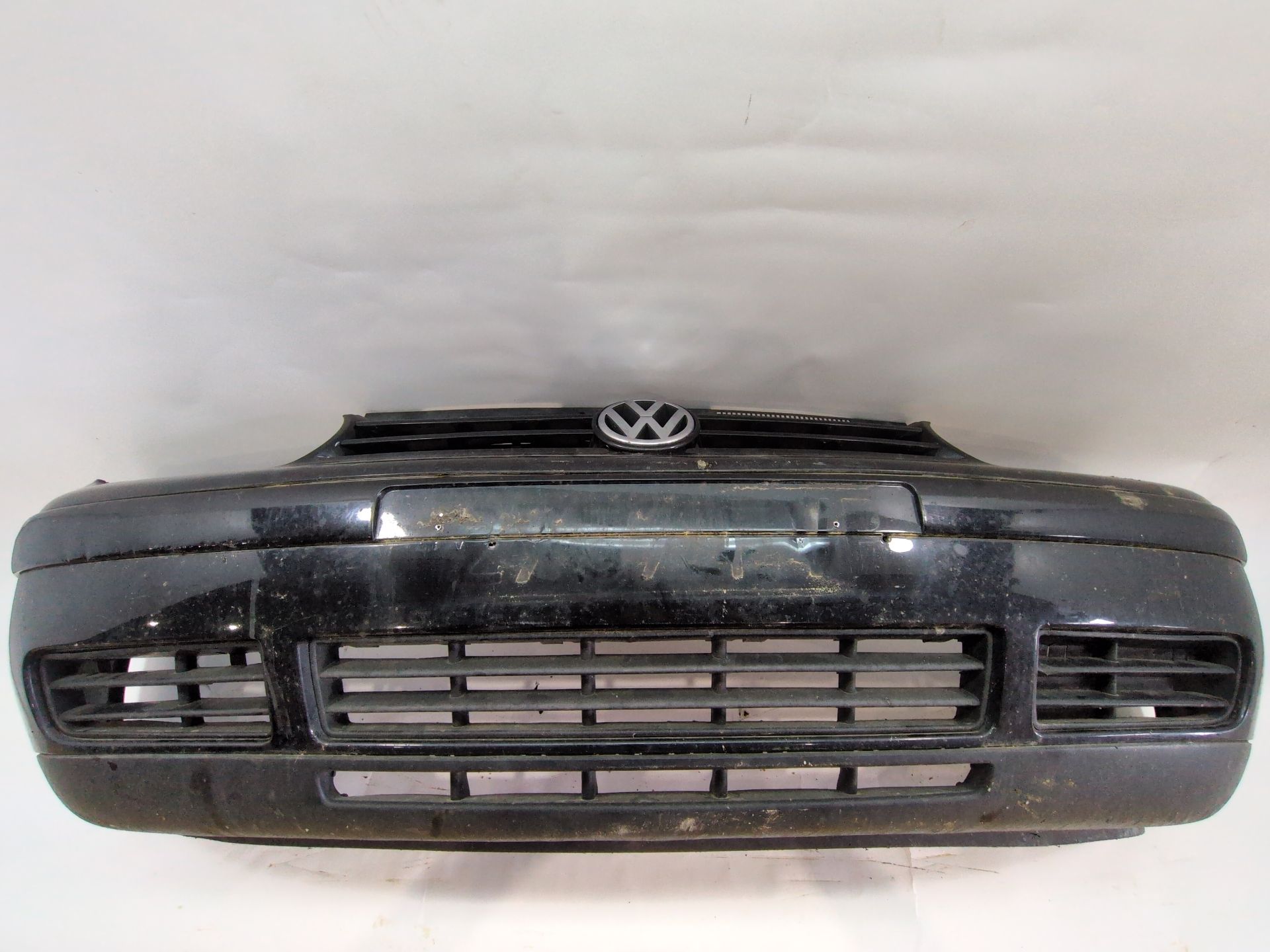 paragolpes_delantero_1j0807217c_color_exterior_n_de_pintura_z4_c9z_1j0_807_217_c_volkswagen_golf_iv_1j1_1_8_t