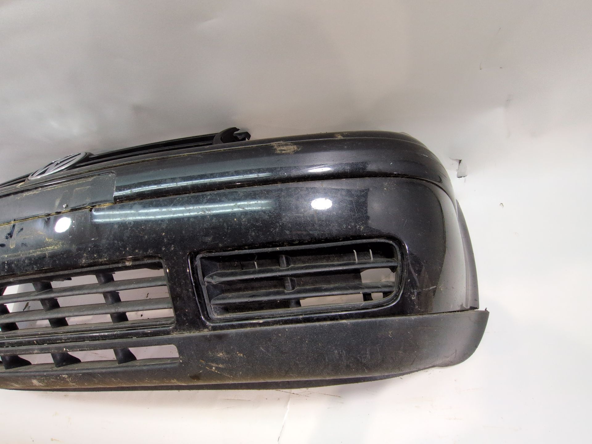 paragolpes_delantero_1j0807217c_color_exterior_n_de_pintura_z4_c9z_1j0_807_217_c_volkswagen_golf_iv_1j1_1_8_t