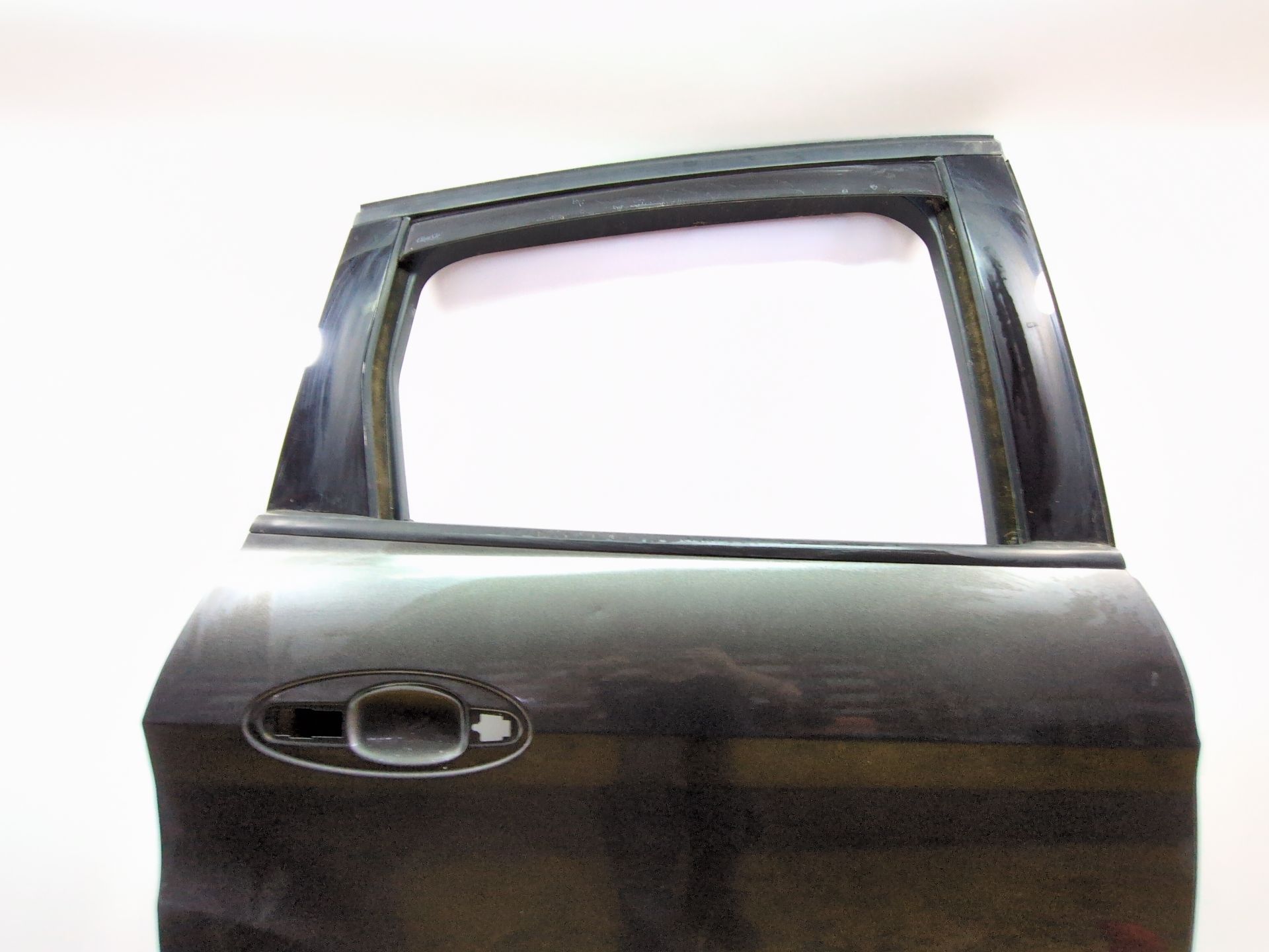 puerta_trasera_derecha_pe1c1r24630ab_pintura_exterior_gris_magnetico_pe1c1_r24630_ab_ford_c_max_ii_dxa_cb7_dxa_ceu_1_0_ecoboost
