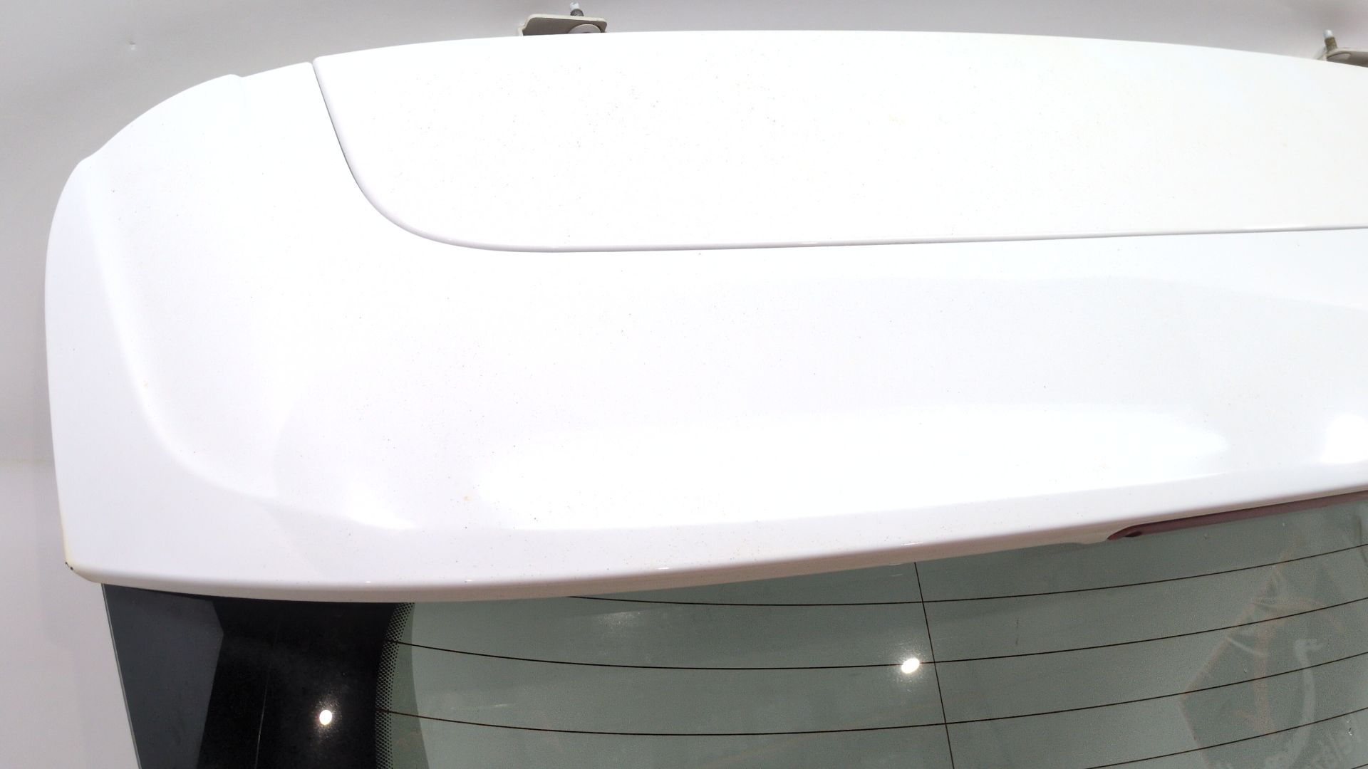 porton_trasero_pbm51a40410_pintura_exterior_blanco_pbm51_a40410_ford_focus_iii_1_0_ecoboost