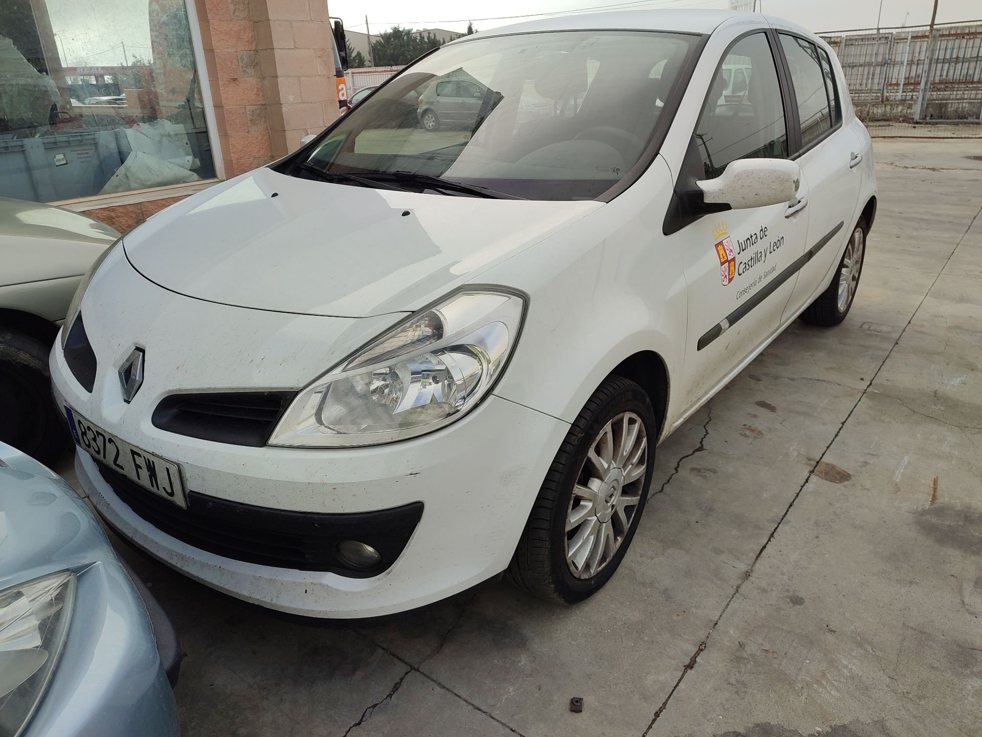 renault_clio_iii_br0_1_cr0_1