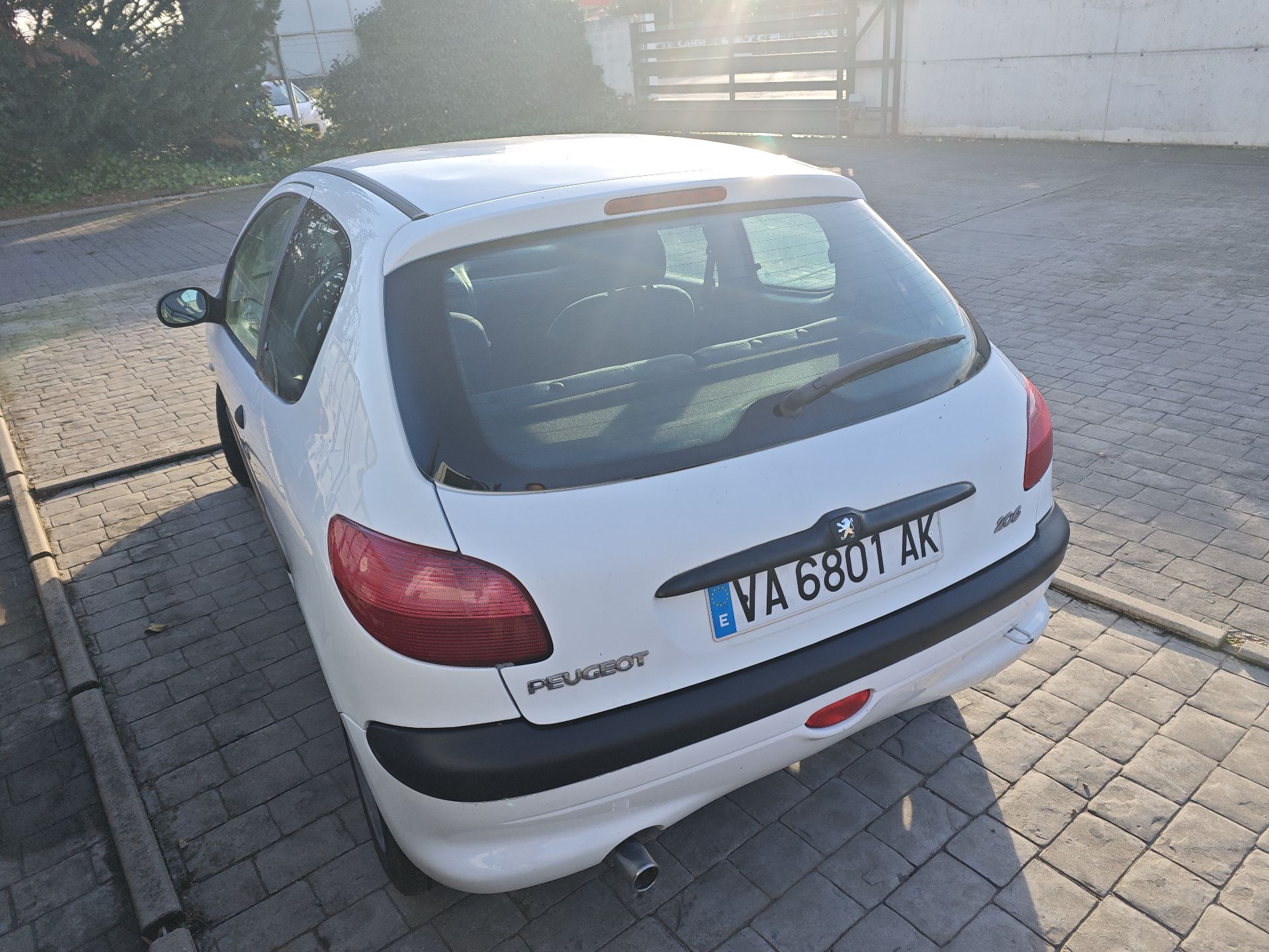 peugeot_206_hatchback_2a_c