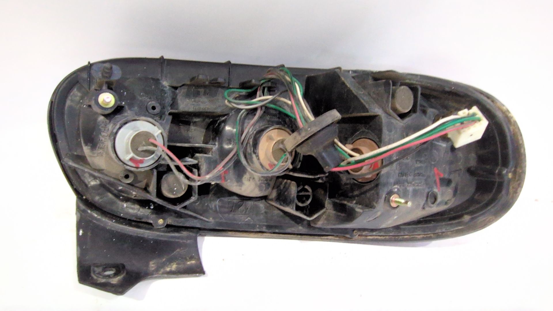 piloto_trasero_derecho_nc1051170c_nc10_51_17_0c_mazda_mx_5_ii_nb_1_8_16v_nb8c