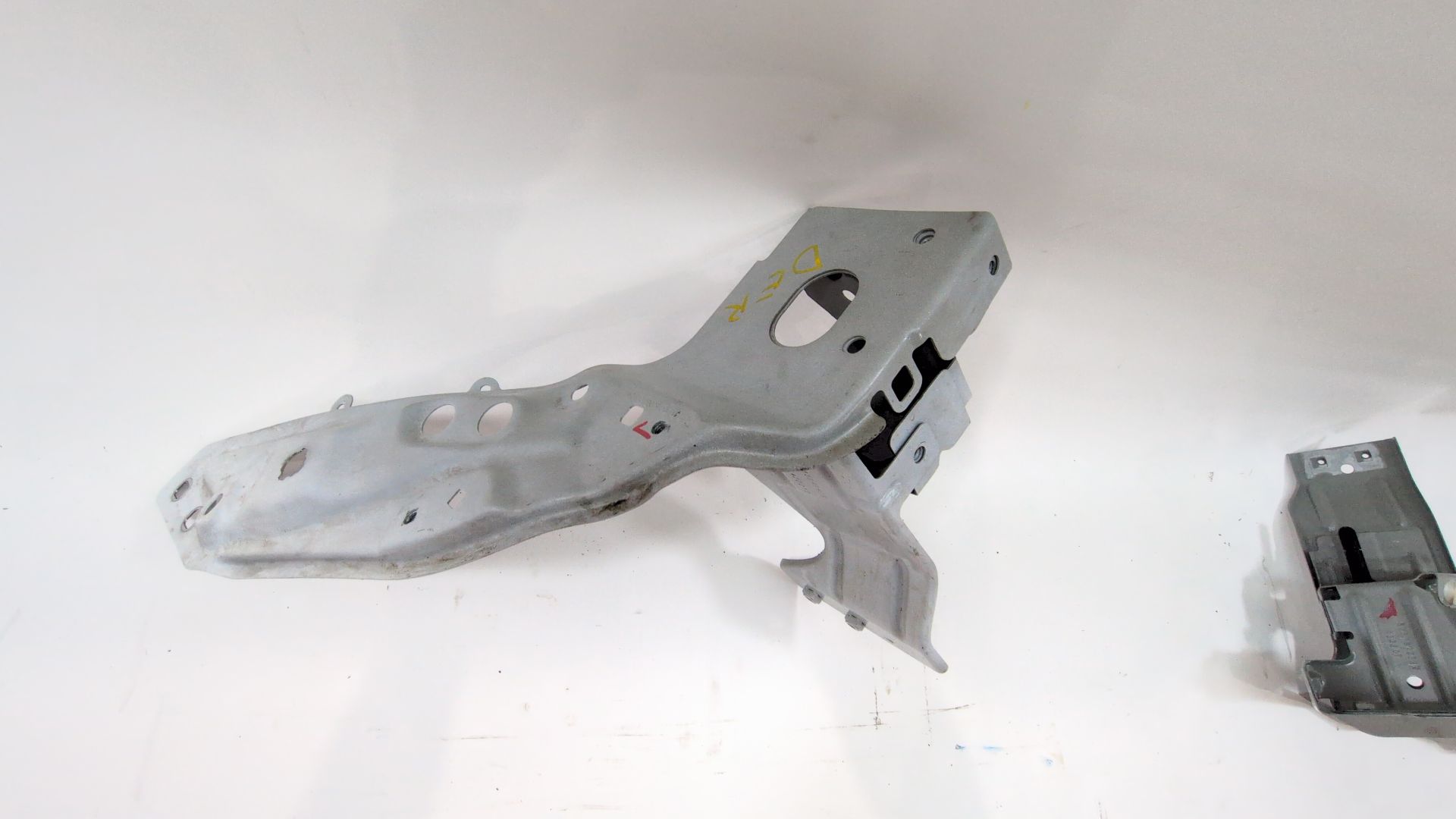 refuerzo_delantero_625182907r_625187460r_dacia_duster_pym_pyn_1_2_tce_130_96kw_131cv