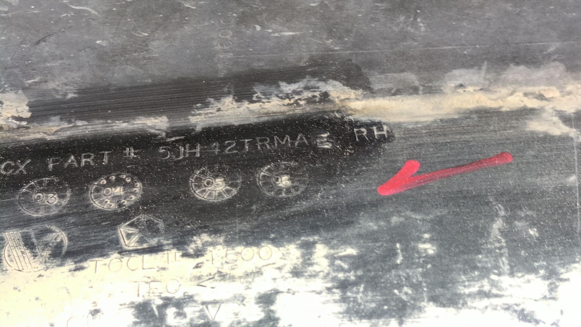 aletin_delantero_derecho_5jh42trma_jeep_cherokee_kj_2_8_crd_4x4