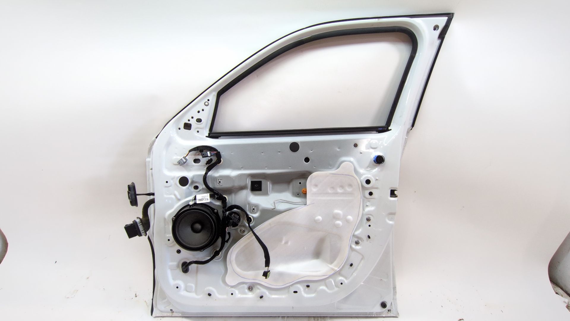 puerta_delantera_derecha_801006129r_801120158r_dacia_duster_pym_pyn_1_2_tce_130_96kw_131cv