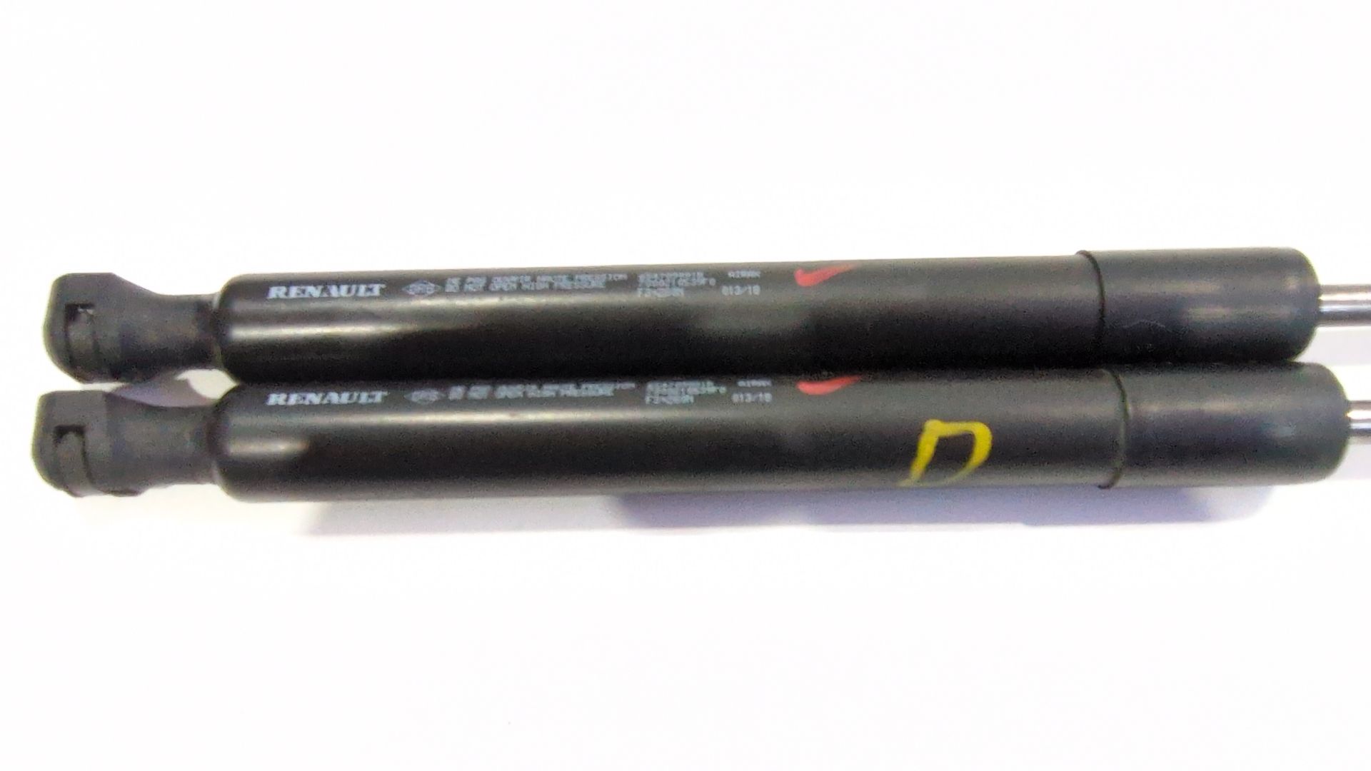 amortiguadores_capo_654709991r_renault_captur_i_j5_h5_0_9_tce_90