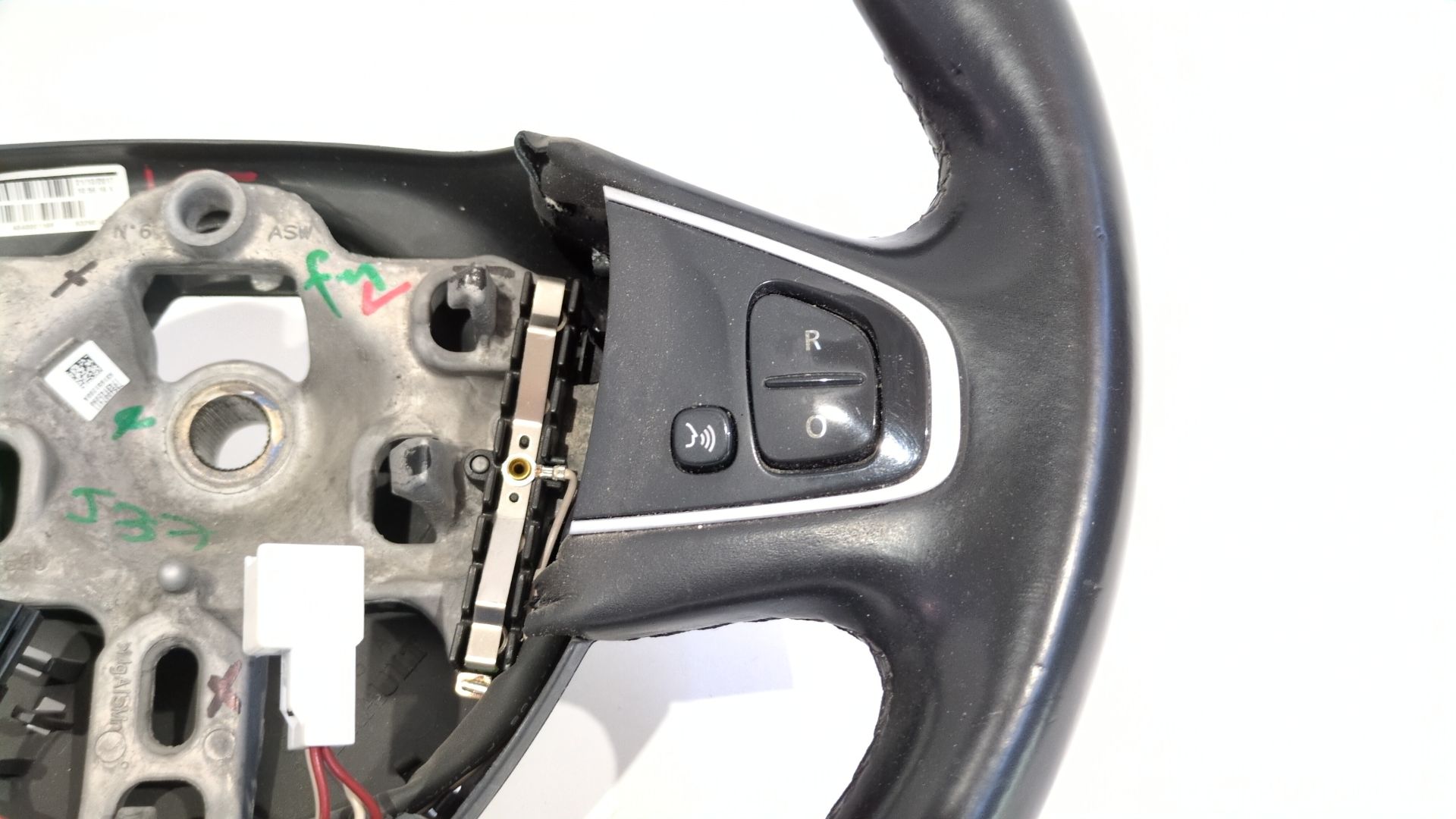 volante_484000110r_632987400b_renault_captur_i_j5_h5_0_9_tce_90