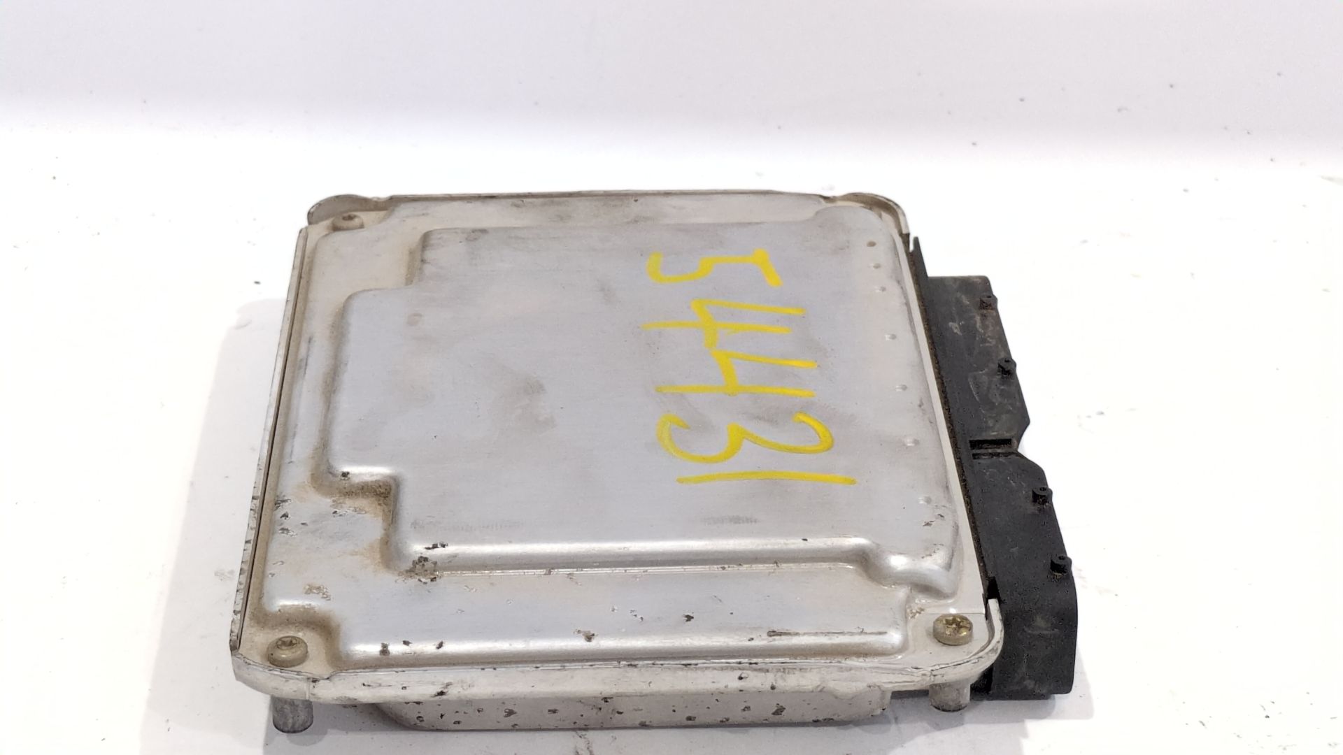 centralita_motor_uce_038906012em_0281010690_038_906_012_em_seat_ibiza_iii_6l1_1_9_sdi