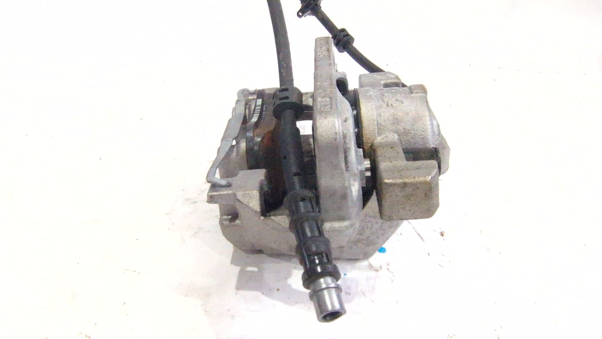 pinza_freno_delantera_izquierda_1635221380_78tjkm4821634_16_352_213_80_peugeot_rifter_1_6_hdi_92