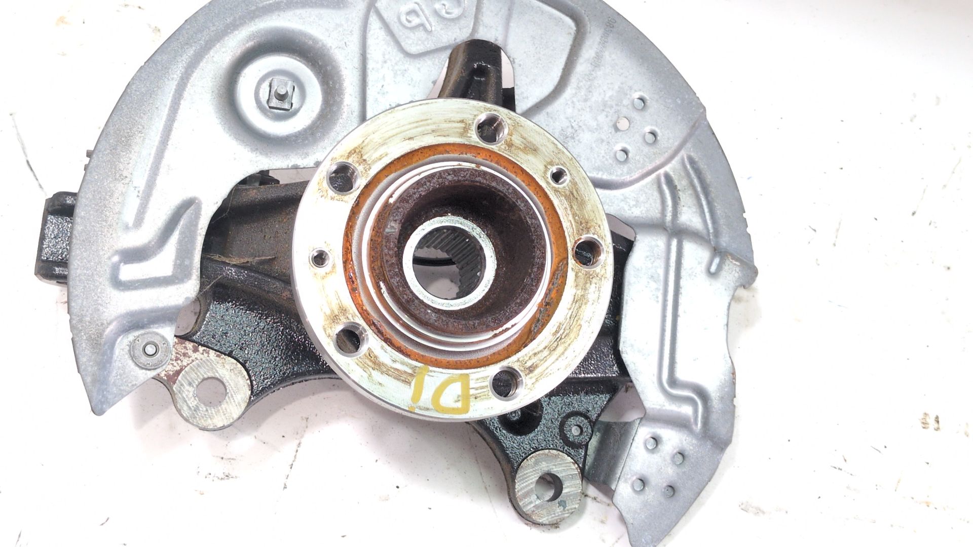 mangueta_delantera_izquierda_1610137880_16_101_378_80_peugeot_rifter_1_6_hdi_92