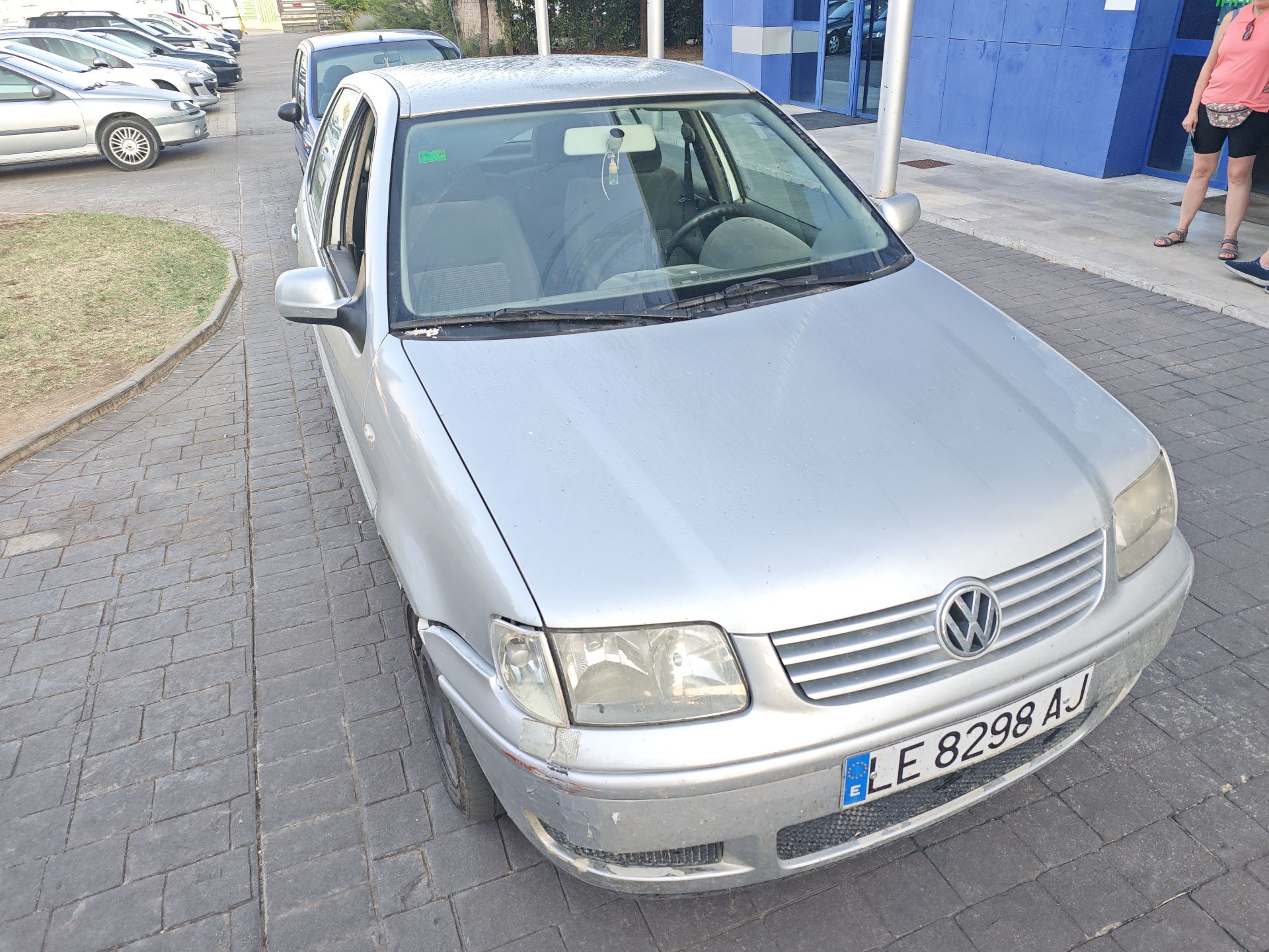 volkswagen_polo_6n2