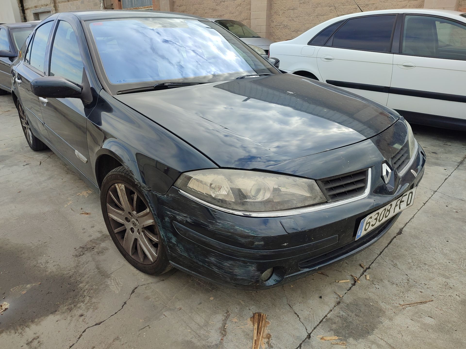 renault_laguna_ii_bg0_1