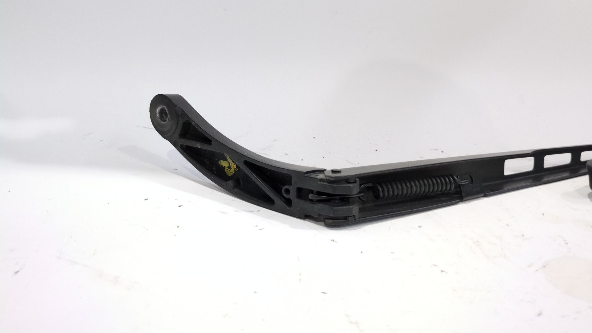 brazo_limpia_delantero_derecho_4f1955408b_4f1_955_408_b_audi_a6_c6_4f2_3_2_fsi