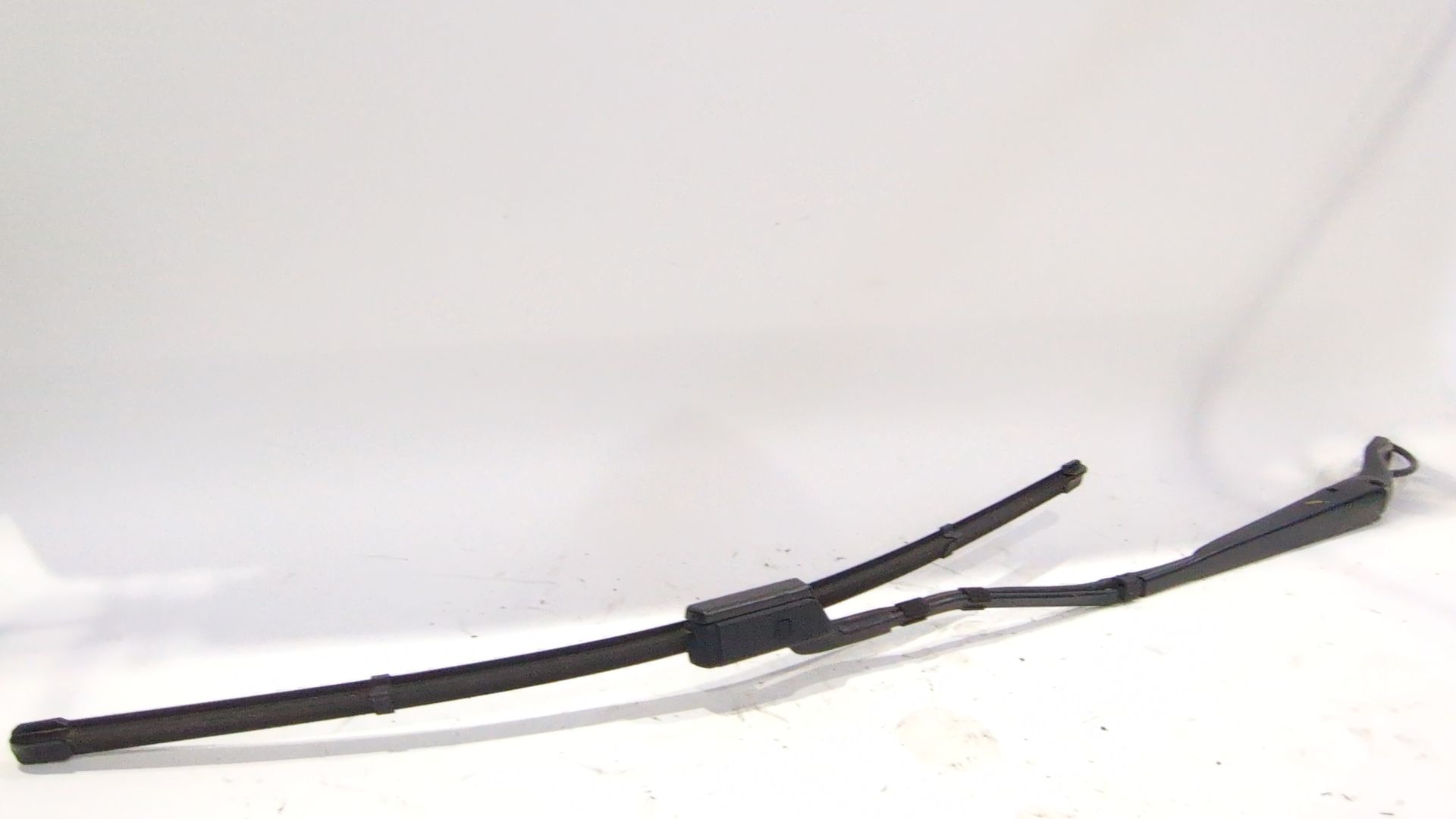 brazo_limpia_delantero_izquierdo_9820343480_98_203_434_80_peugeot_rifter_e_rifter