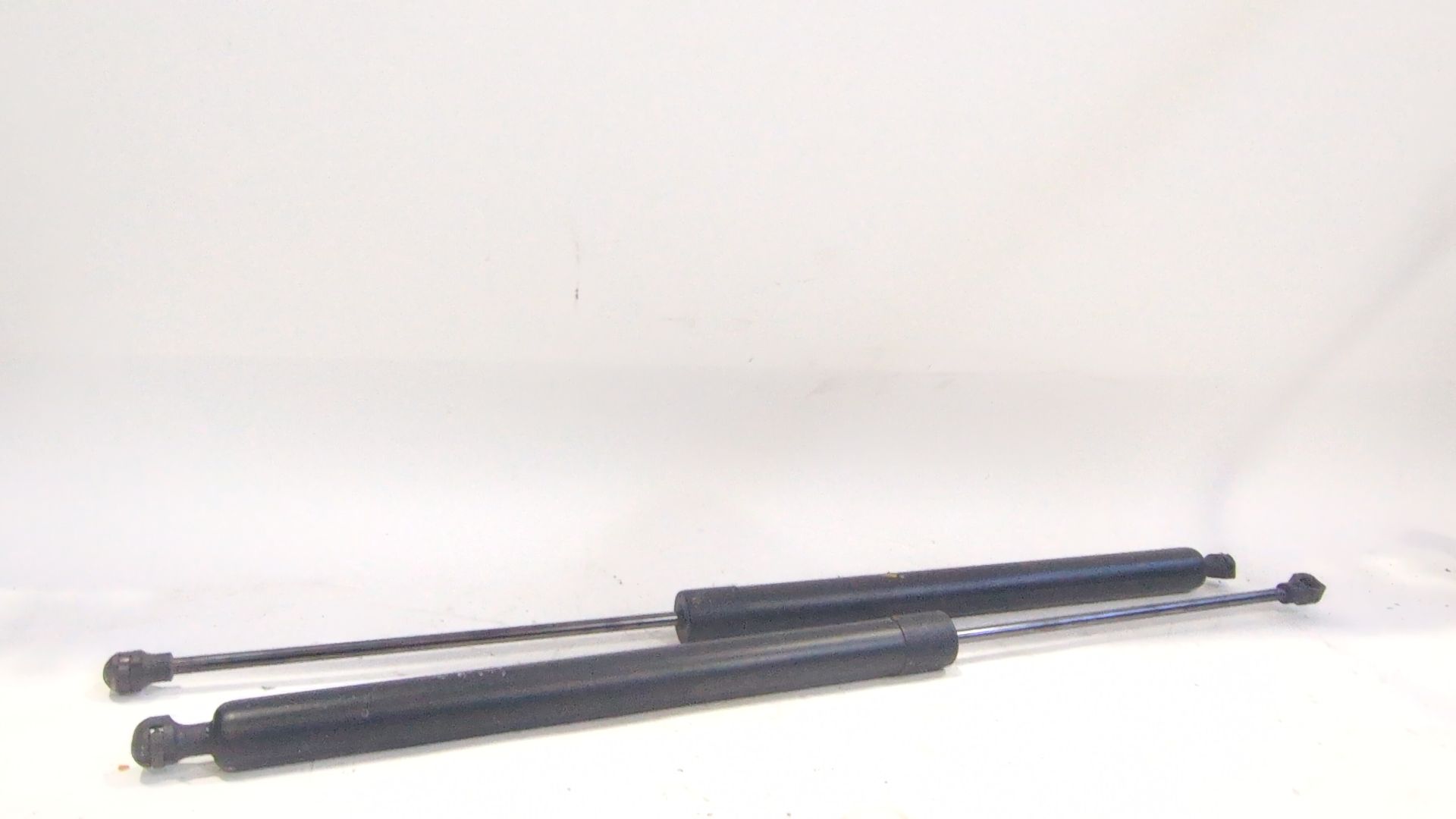 amortiguadores_maletero_porton_9819027880_peugeot_rifter_e_rifter