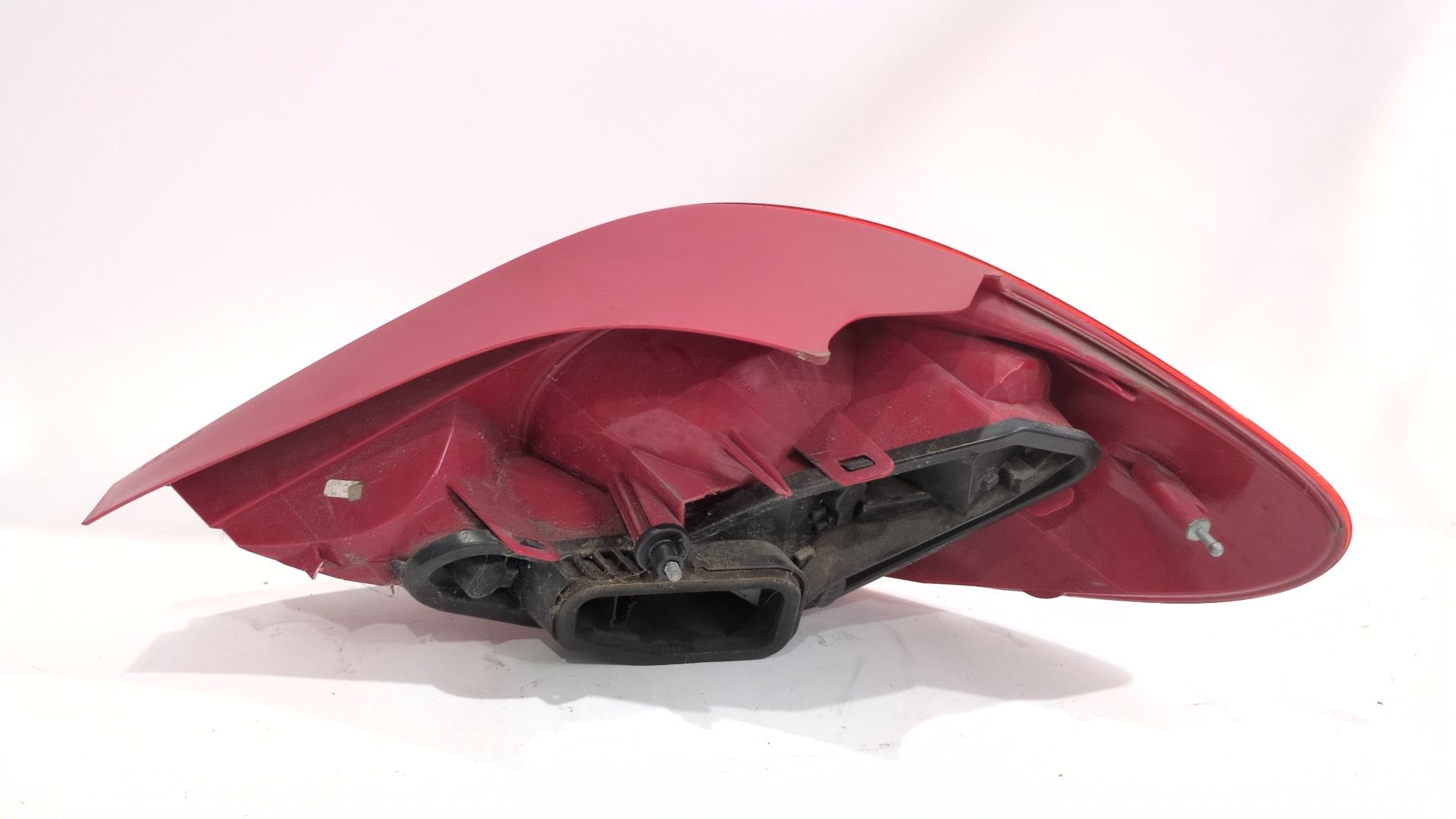 piloto_trasero_izquierdo_6350y7_6350_y7_peugeot_207_207_wa_wc_1_6_16v_vti