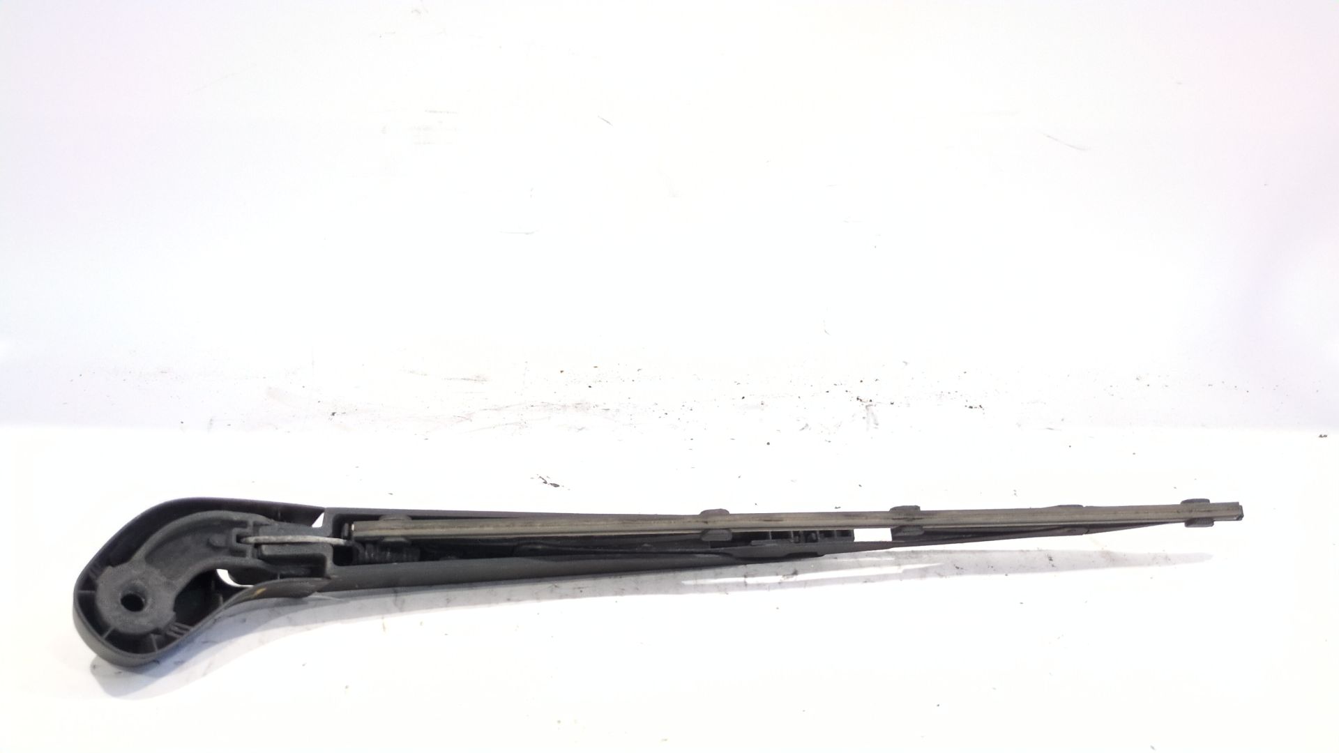 brazo_limpia_trasero_30753273_volvo_v50_545_2_0_d