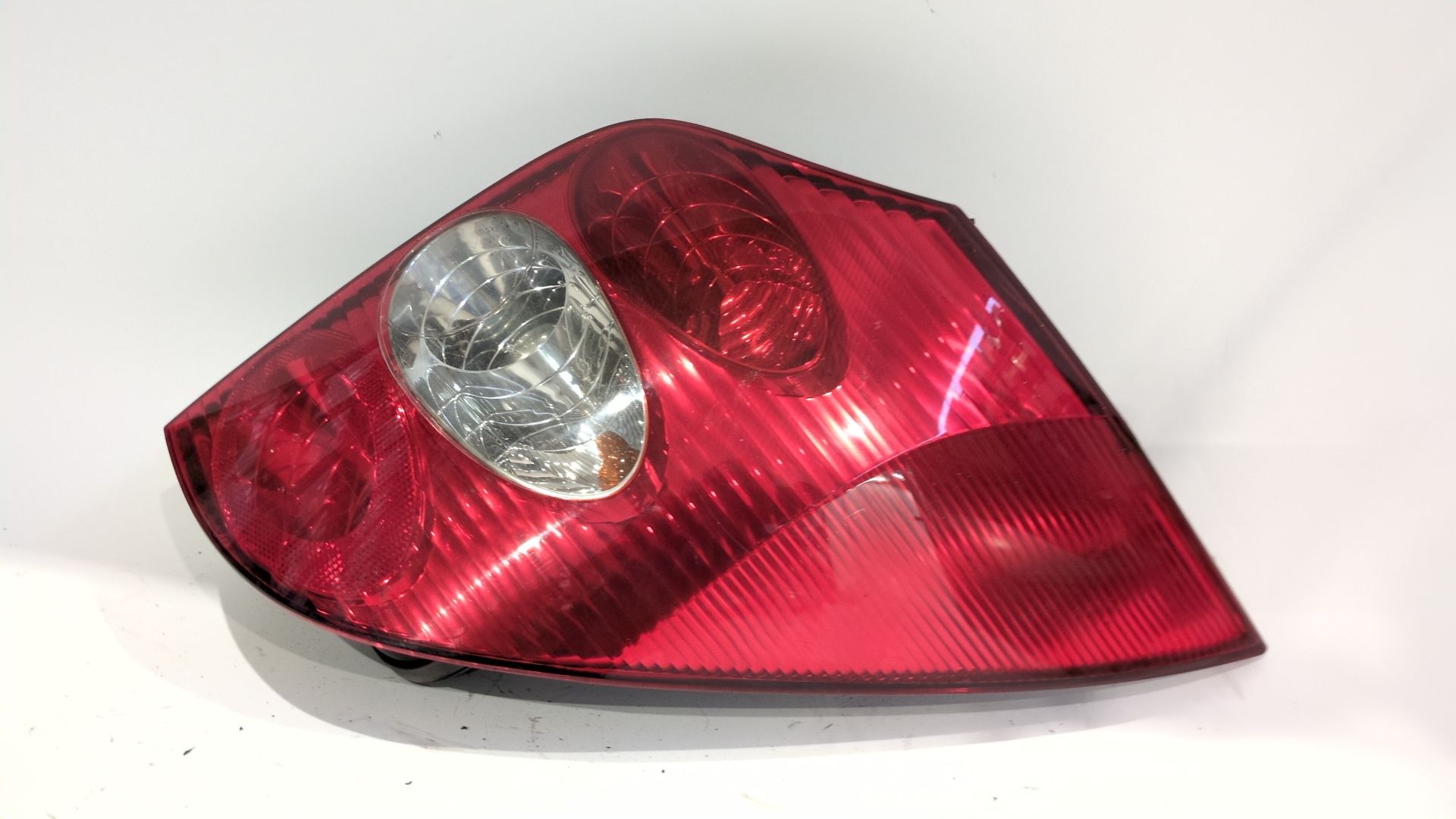 piloto_trasero_derecho_8200002472_renault_laguna_ii_grandtour_kg0_1_1_9_dci_kg0g