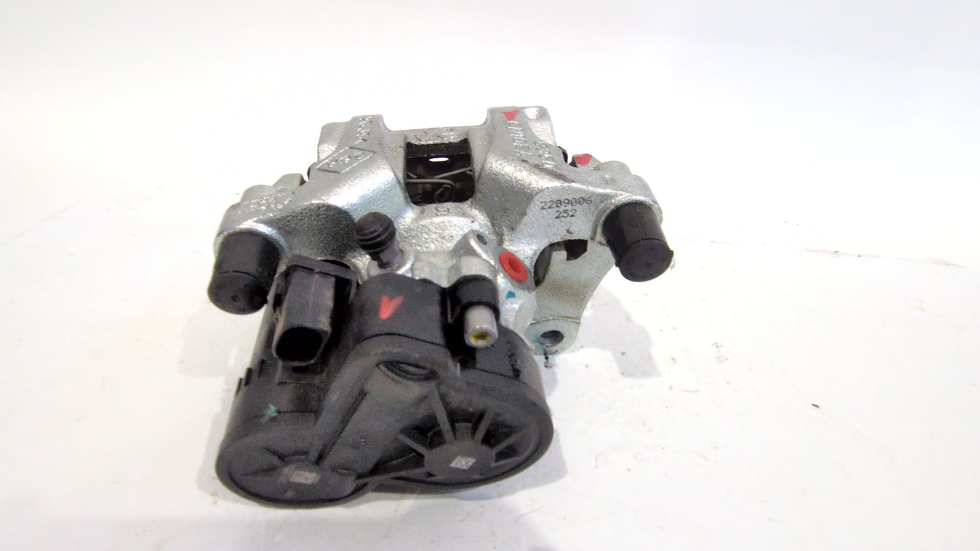 pinza_freno_trasera_derecha_440001268r_dacia_duster_pym_pyn_1_2_tce_130_96kw_131cv