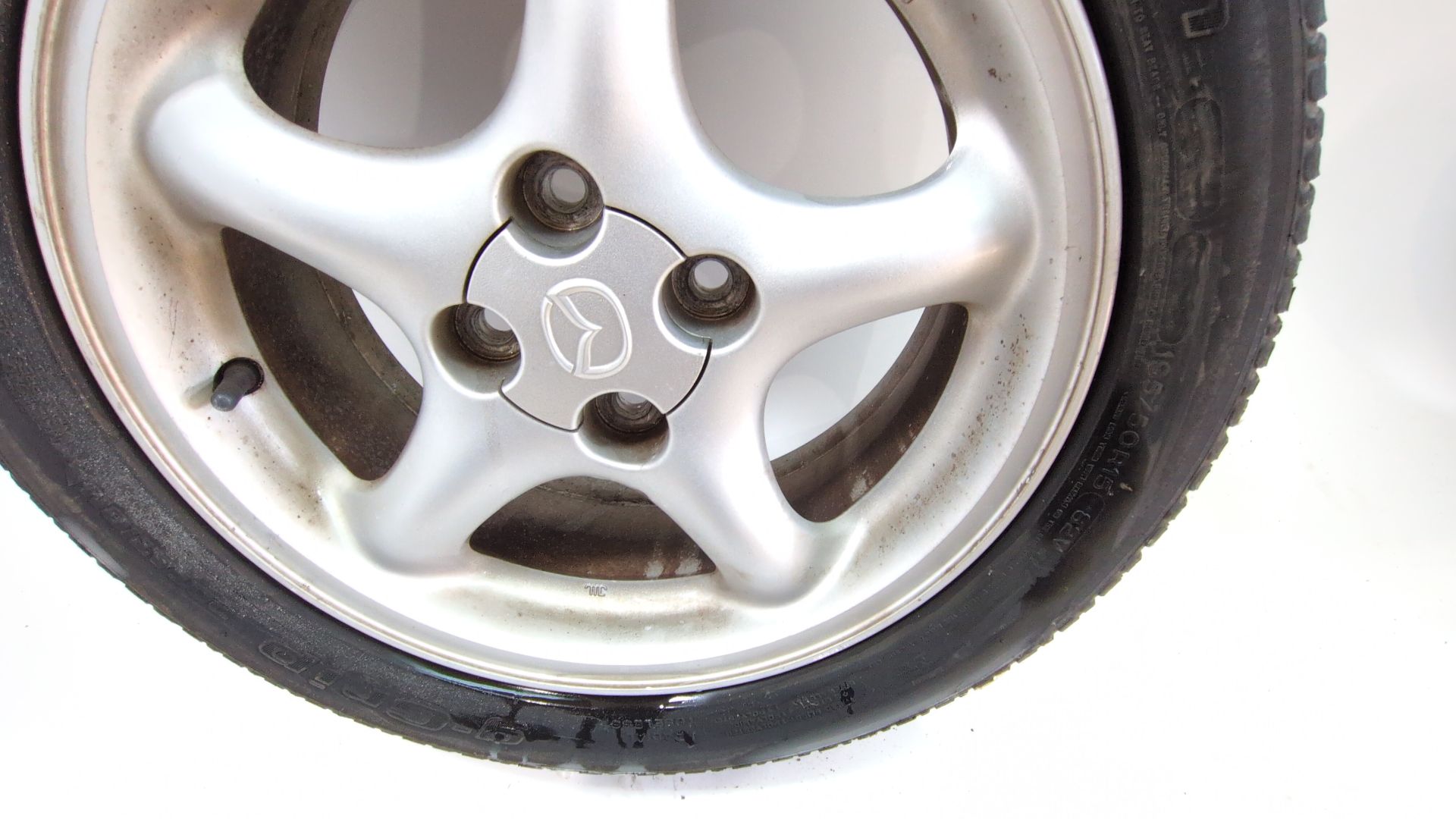 llanta_aluminio_enkei_15_pulgadas_mazda_mx_5_ii_nb_1_8_16v_nb8c