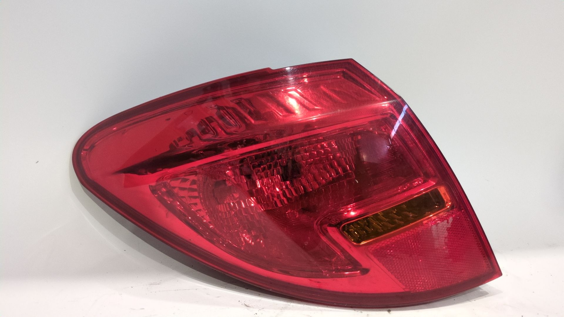 piloto_trasero_izquierdo_exterior_13253627_0284400165_13_253_627_opel_meriva_b_monospace_s10_1_4_75