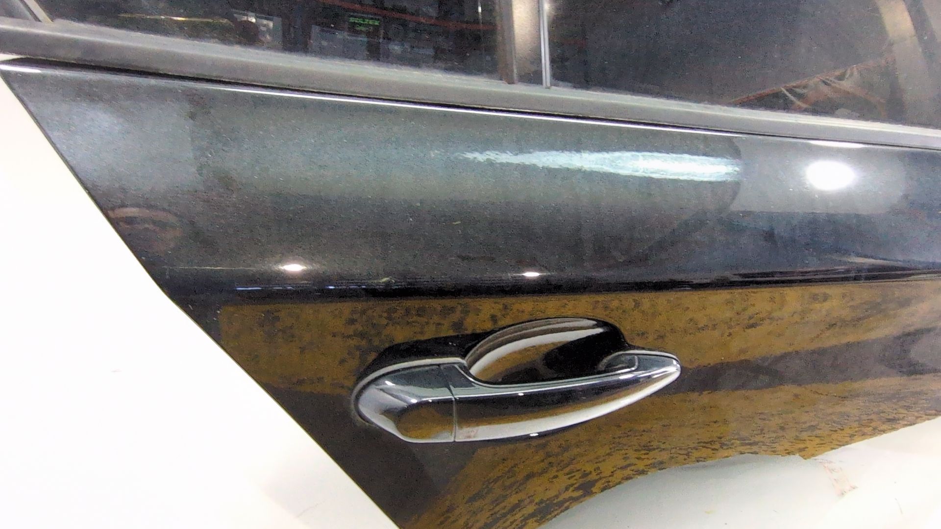 puerta_trasera_derecha_41525a2a384_color_black_sapphire_metallic_475_41_52_5_a2a_384_bmw_1_e87_120_d