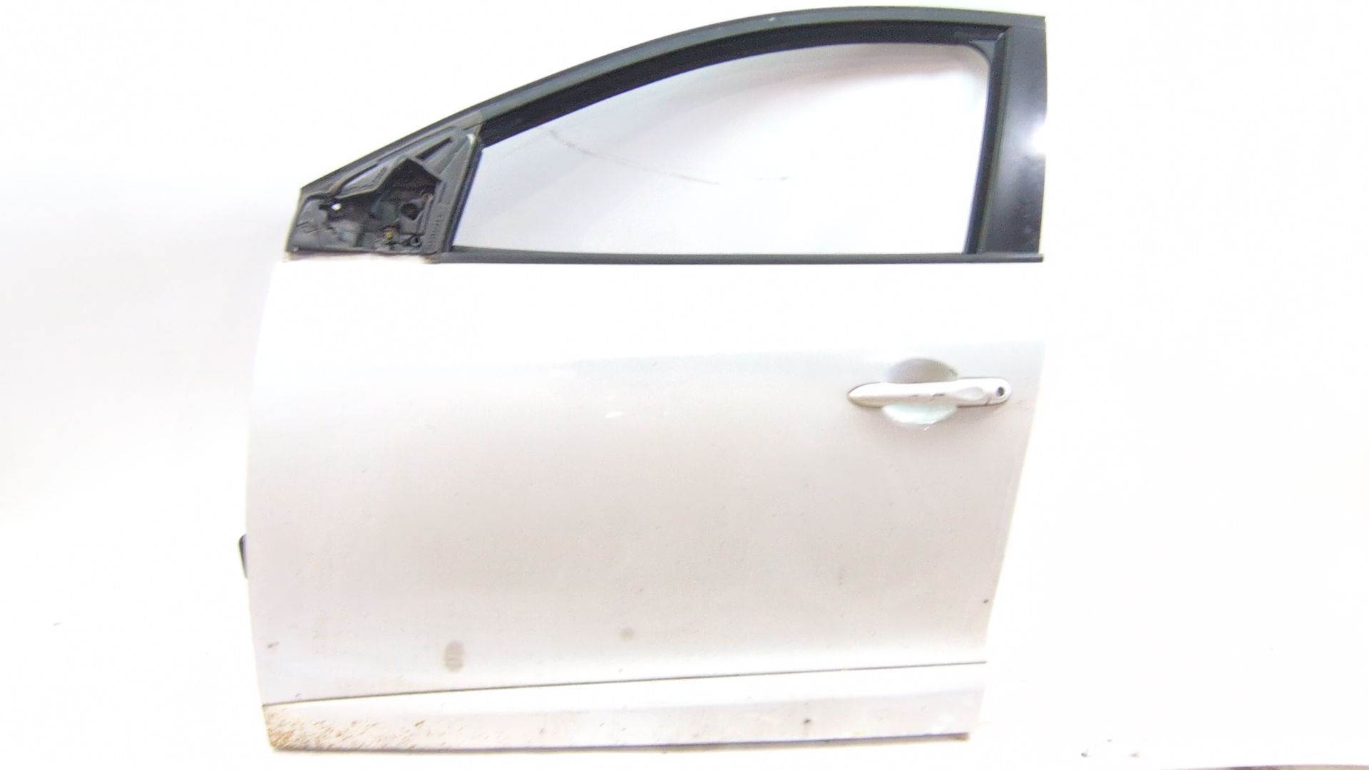 puerta_delantera_izquierda_801015772r_color_carroceria_ov369_ice_white_bc_renault_megane_iii_hatchback_bz0_1_b3_1_5_dci_bz09_bz0