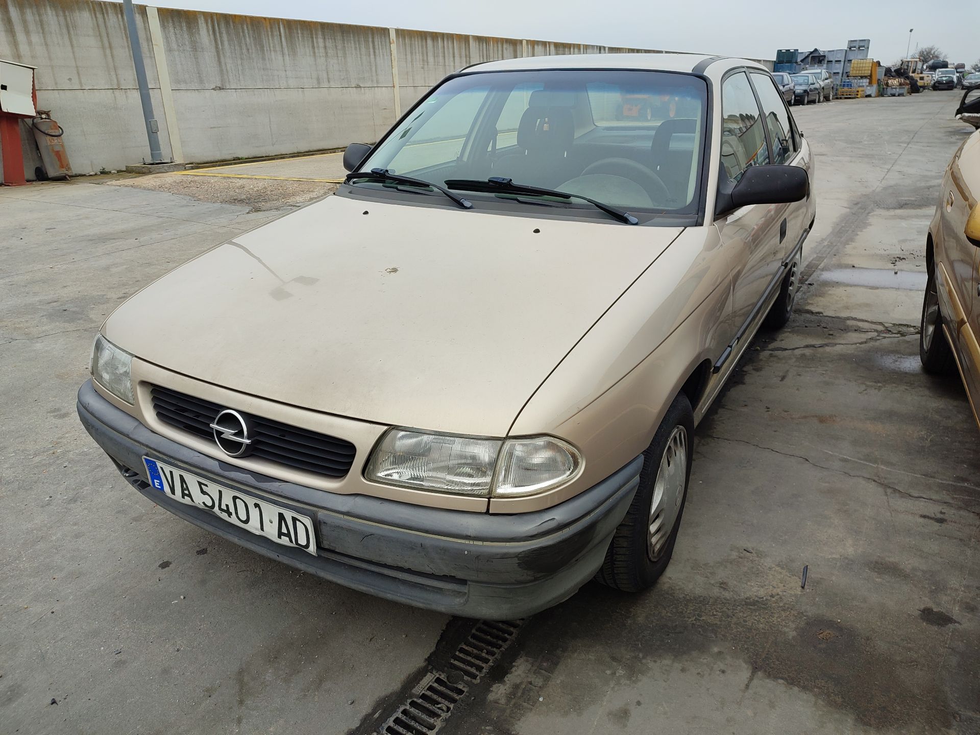 opel_astra_f_sedan_t92