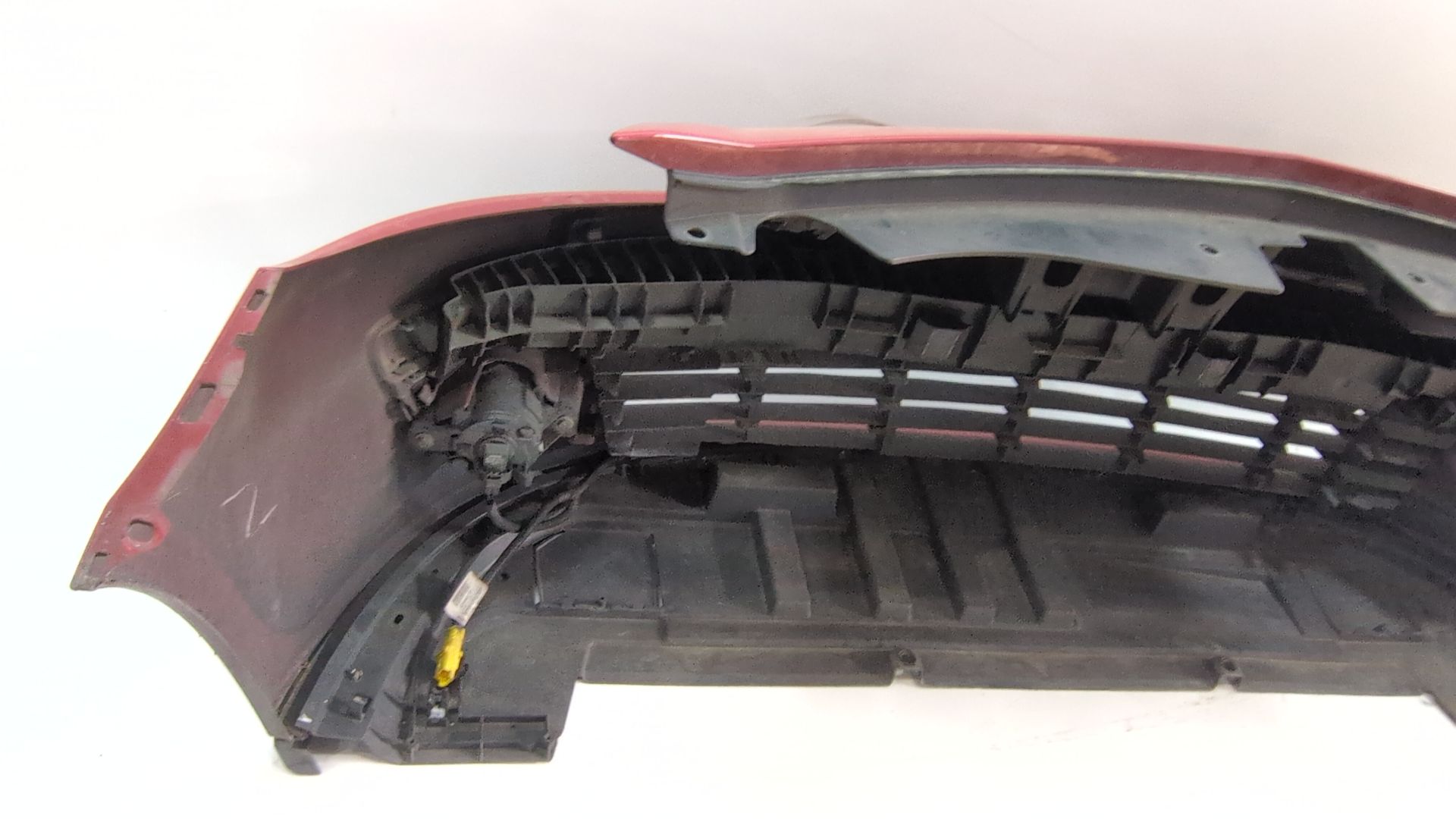 paragolpes_delantero_7701208681_color_carroceria_ov727_red_brisk_bc_renault_clio_iii_br0_1_cr0_1_1_4_16v