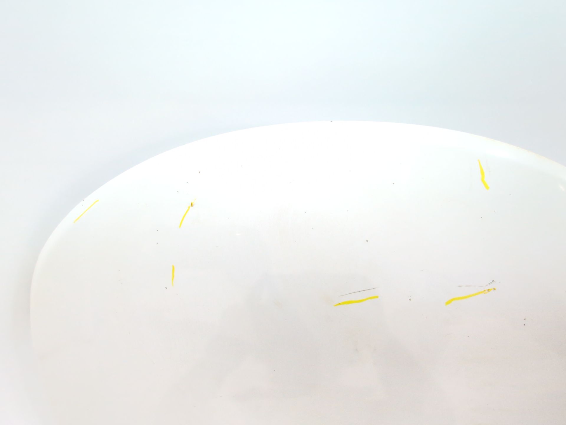 capot_5330105040_color_exterior_040_toyota_avensis_ranchera_familiar_t27_2_2_d_4d_adt271