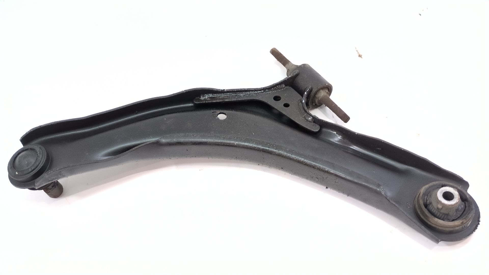 brazo_suspension_inferior_delantero_derecho_545040445r_renault_koleos_i_hy_2_0_dci_hy0k