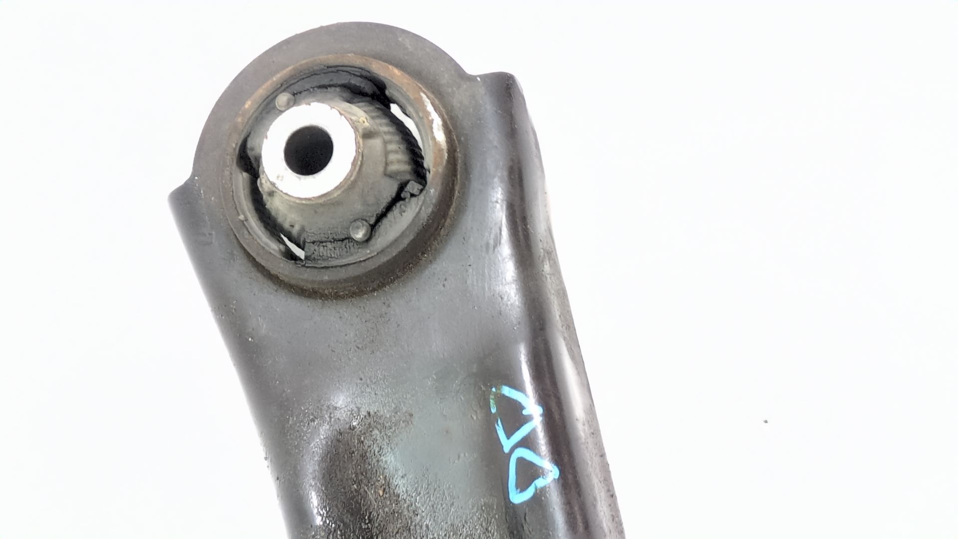 brazo_suspension_inferior_delantero_derecho_545040445r_renault_koleos_i_hy_2_0_dci_hy0k