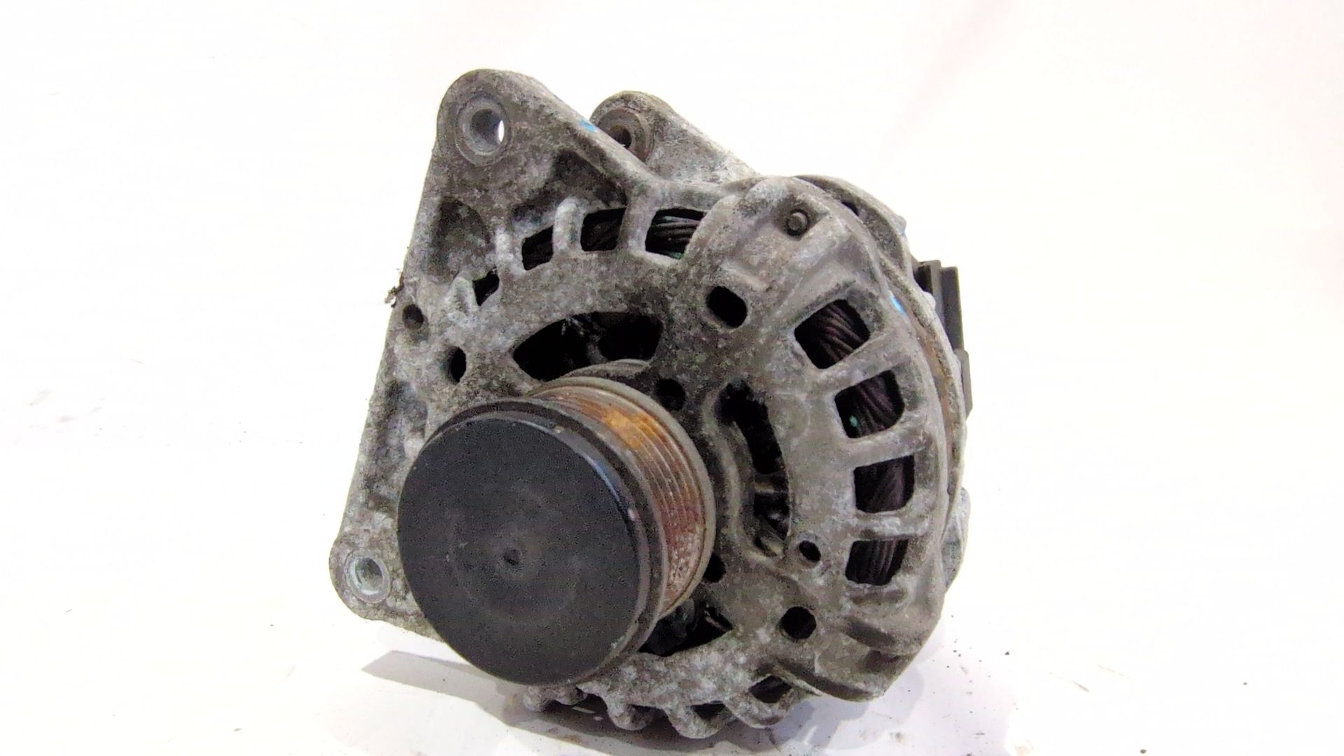 alternador_231005933r_dacia_sandero_ii_1_5_dci_75_blue_dci_75_b8jw_b8m4_b