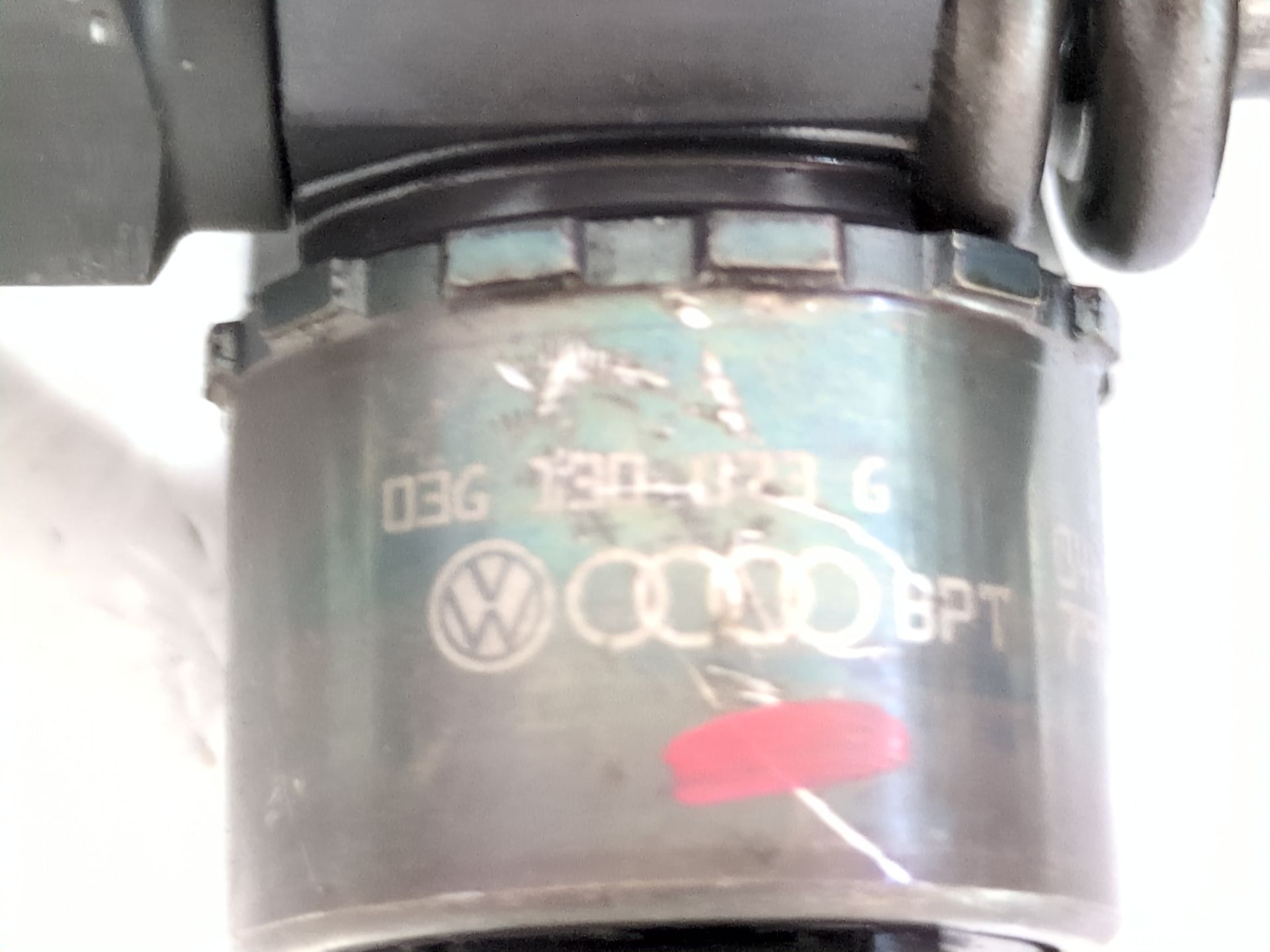 inyector_03g130073g_03g_130_073_g_bosch_0414720404_pdb_027_volkswagen_touran_1t1_1t2_2_0_tdi_16v