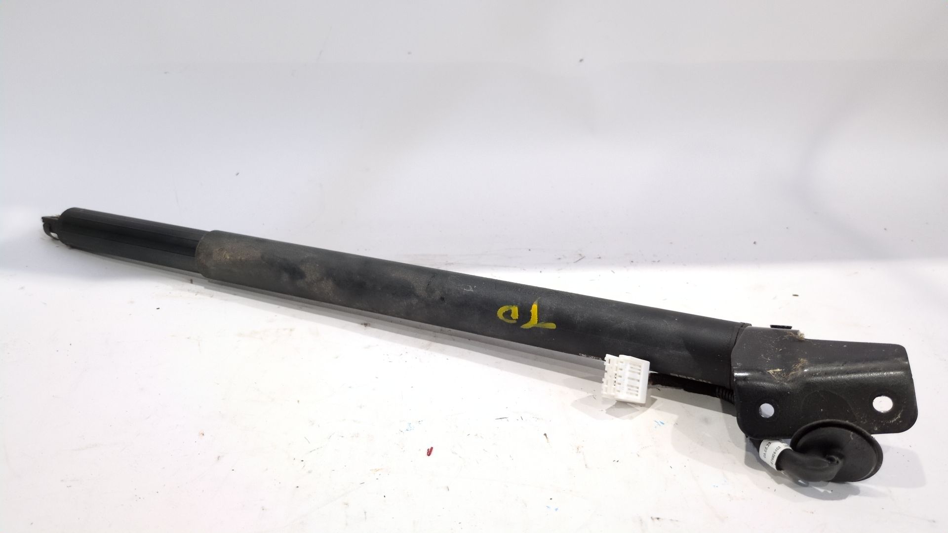 amortiguador_porton_trasero_derecho_904517907r_brose_9045_17_907_r_renault_austral_e_tech_200_hybrid