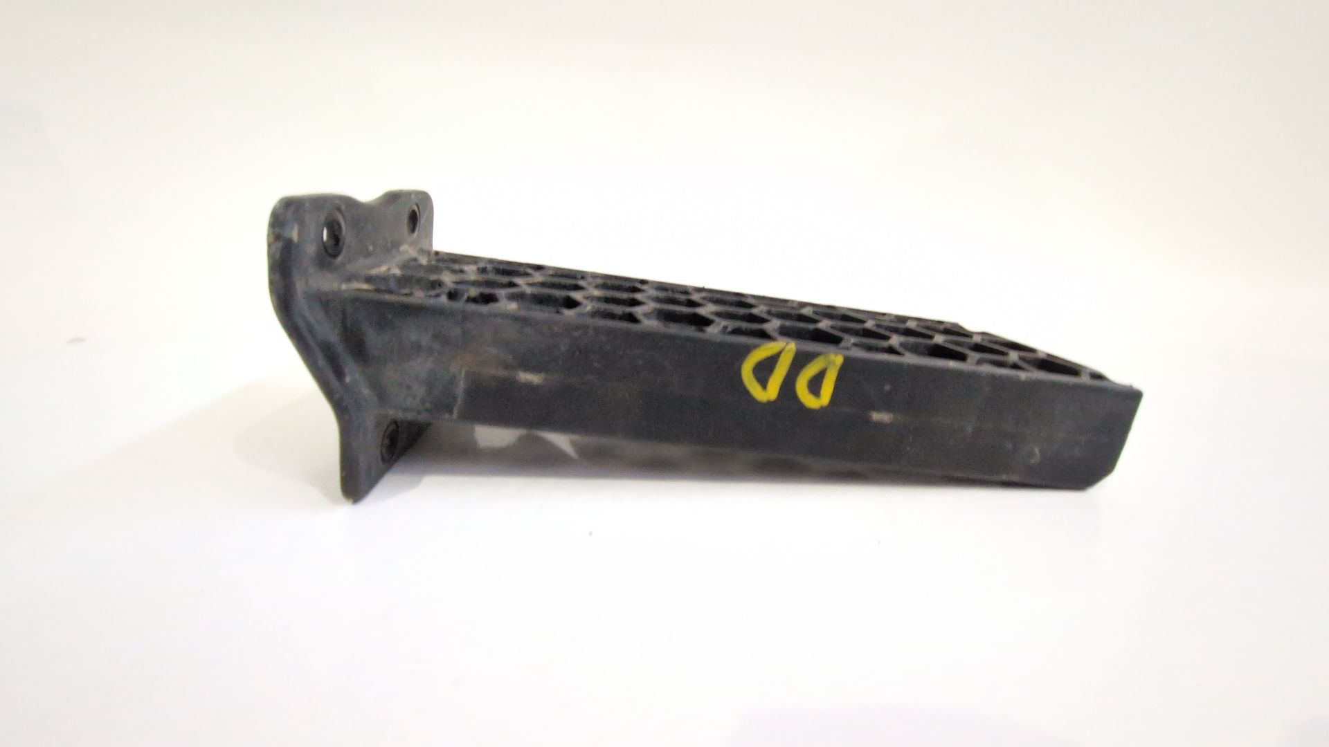 soporte_interior_derecho_paragolpe_delantero_865722y000_hyundai_ix35_lm_el_elh_1_7_crdi