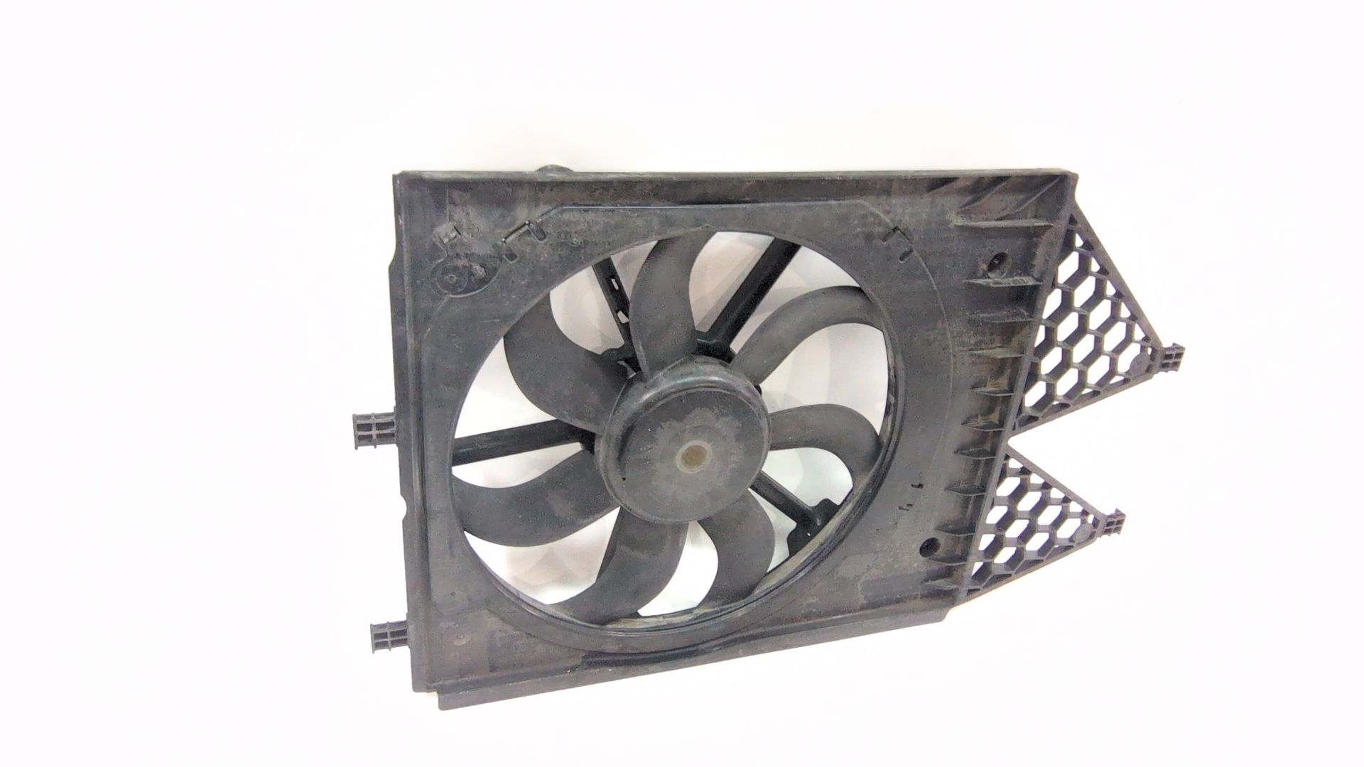 electroventilador_6r0121207q_6r0_121_207_q_volkswagen_polo_v_6r1_6c1_1_2_tsi