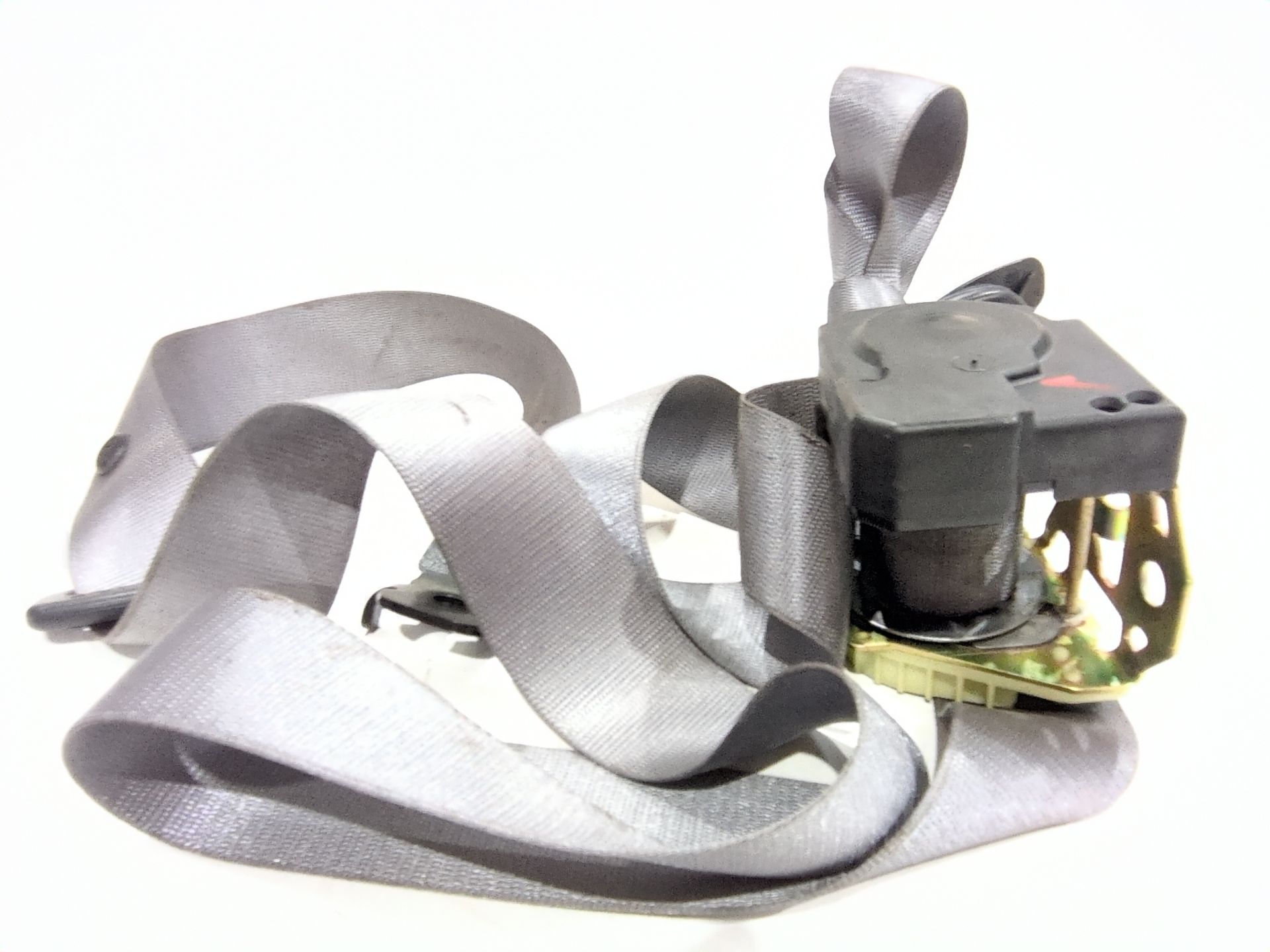 cinturon_seguridad_trasero_izquierdo_72118402691_bmw_x5_e53_3_0_d