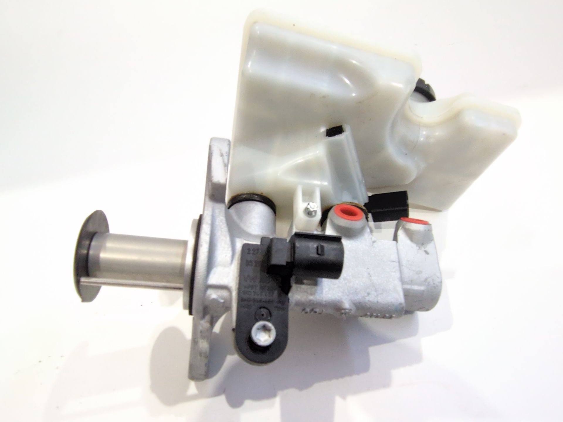 bomba_freno_5q1611301g_5q1_611_301_g_volkswagen_golf_vii_5g1_bq1_be1_be2_2_0_tdi