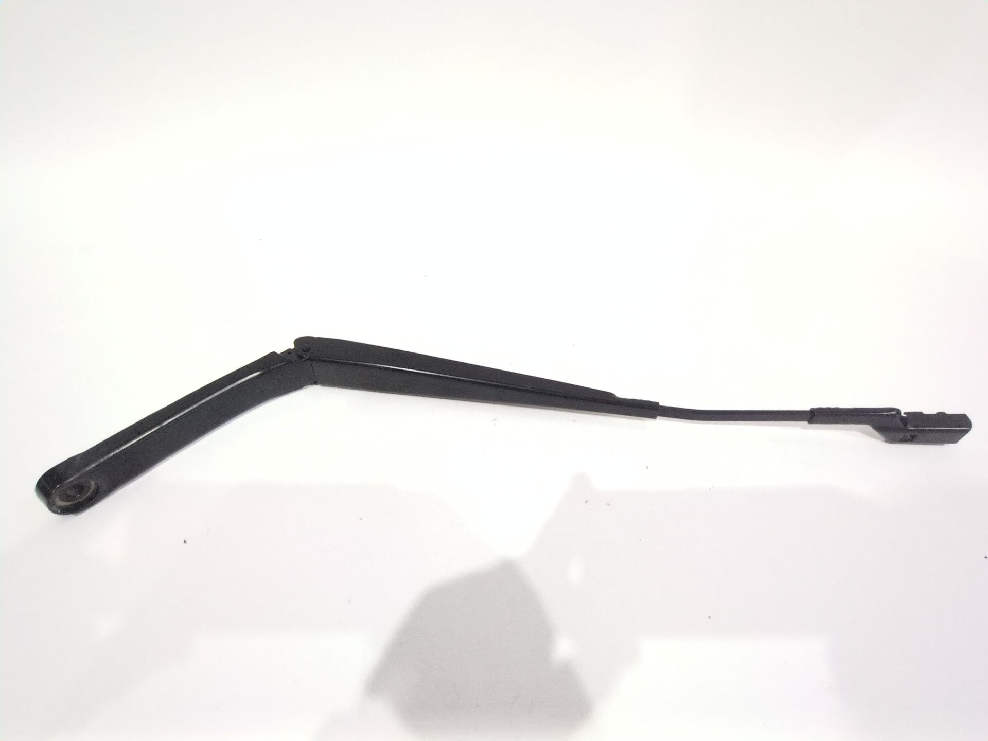 brazo_limpia_delantero_izquierdo_5g1955409d_5g1_955_409_d_volkswagen_golf_vii_5g1_bq1_be1_be2_2_0_tdi