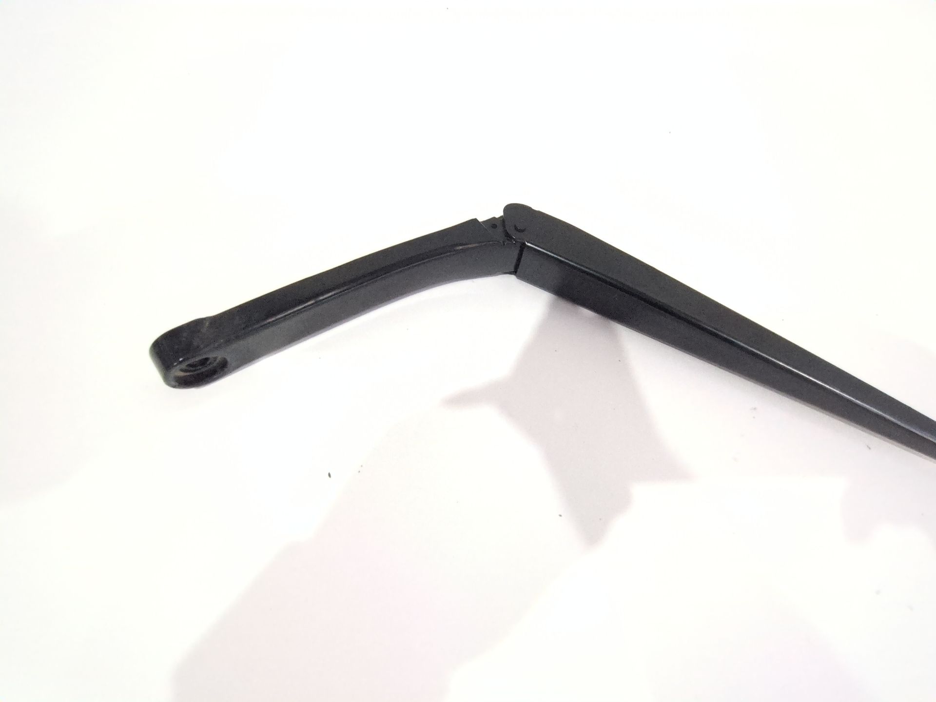 brazo_limpia_delantero_izquierdo_5g1955409d_5g1_955_409_d_volkswagen_golf_vii_5g1_bq1_be1_be2_2_0_tdi