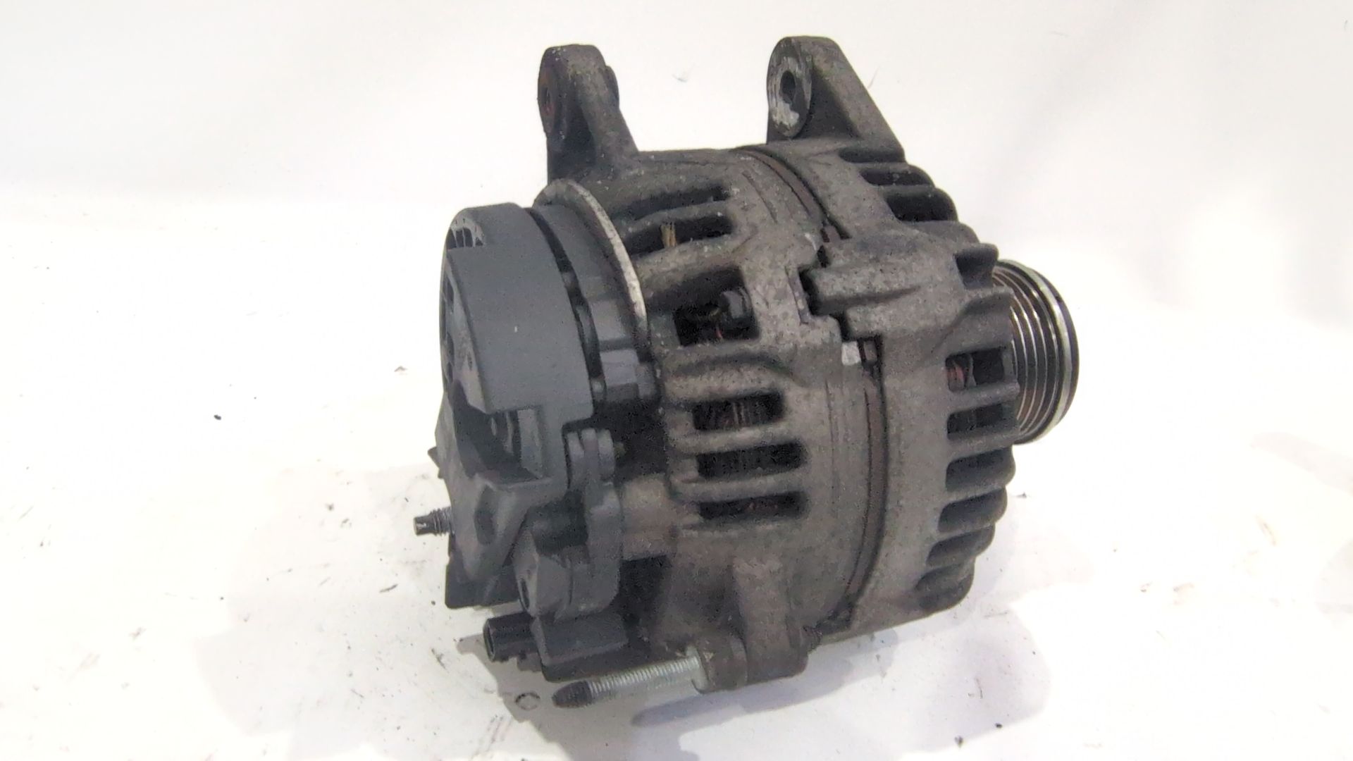 alternador_8200660033_renault_clio_iii_br0_1_cr0_1_1_5_dci_c_br0g_c_br1g