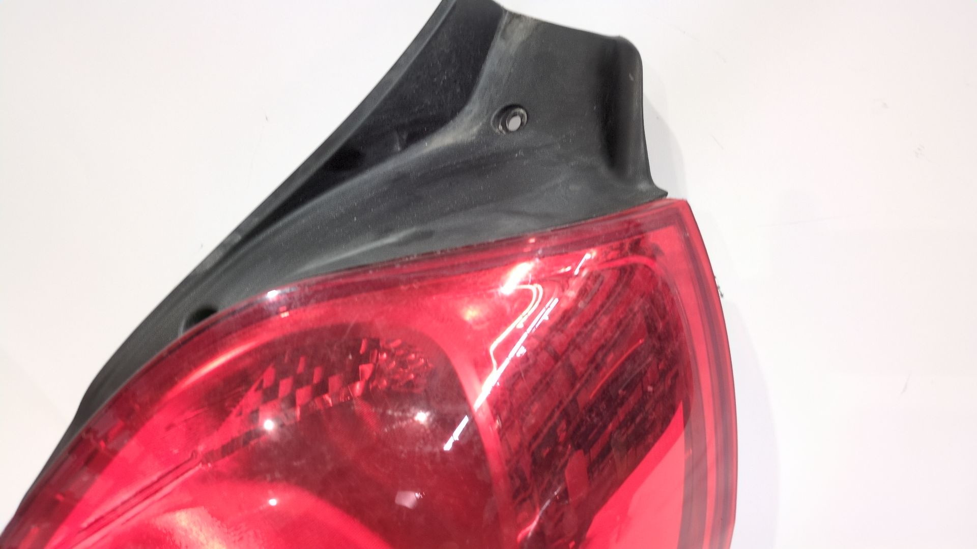 piloto_trasero_derecho_8200886946_renault_clio_iii_br0_1_cr0_1_1_5_dci_c_br0g_c_br1g