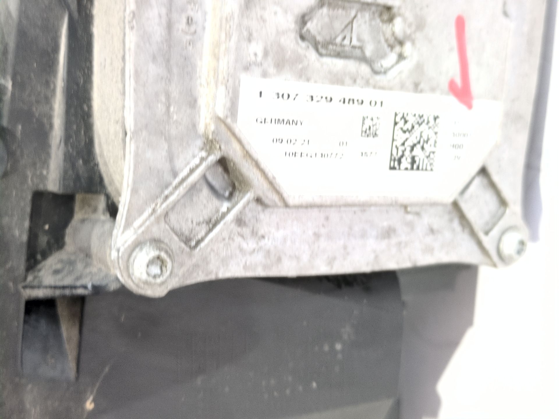 faro_izquierdo_68157105at_1_307_329_489_01_jeep_cherokee_kl_2_0_crd